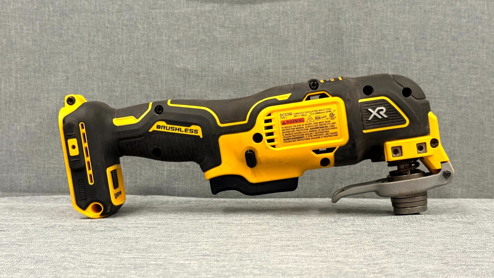 DeWalt DCS356 20-Volt MAX Cordless Brushless Oscillating Tool Bare Tool Free S/H