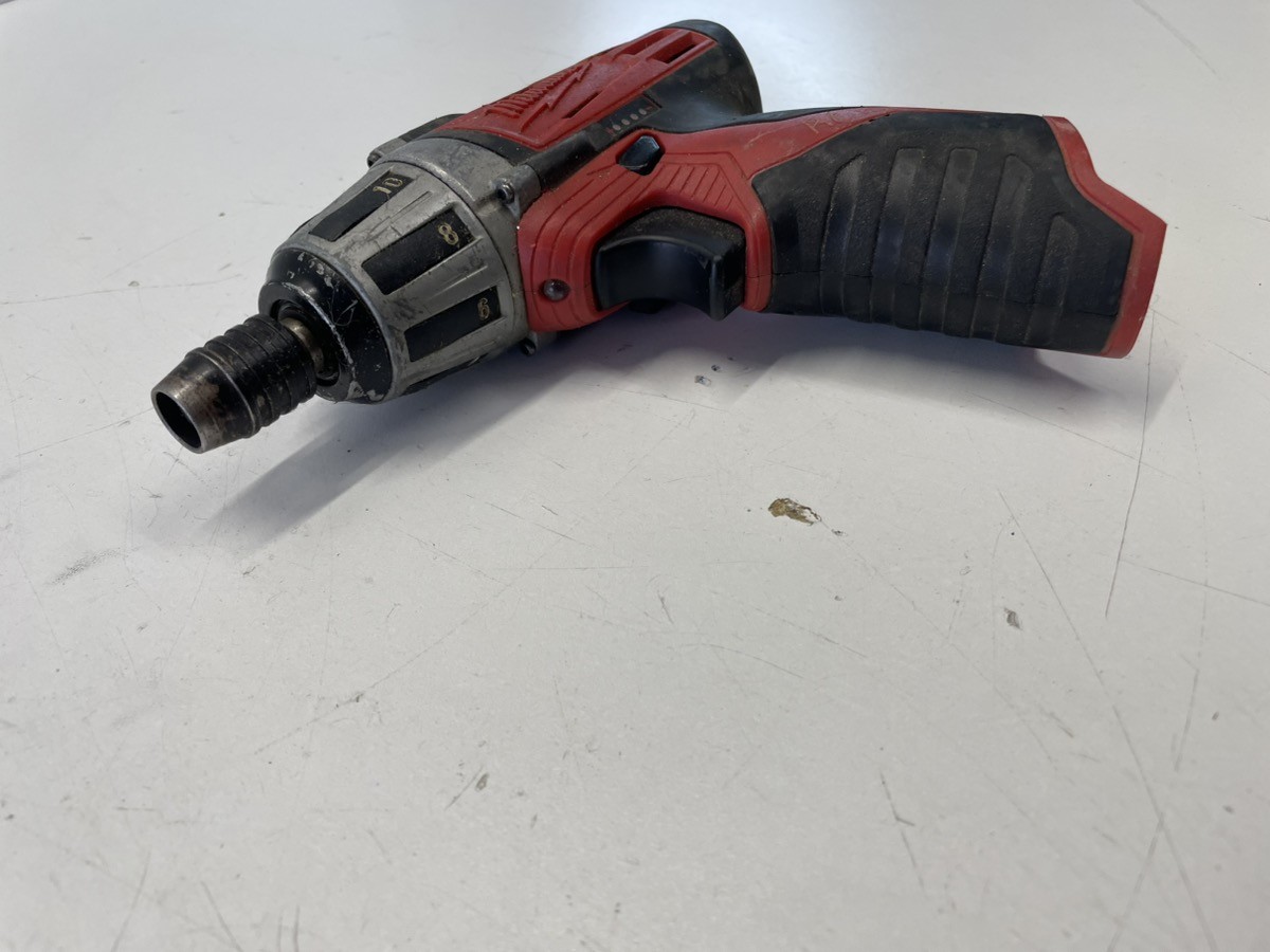 MILWAUKEE TOOLS 2401-20 (P05024374)