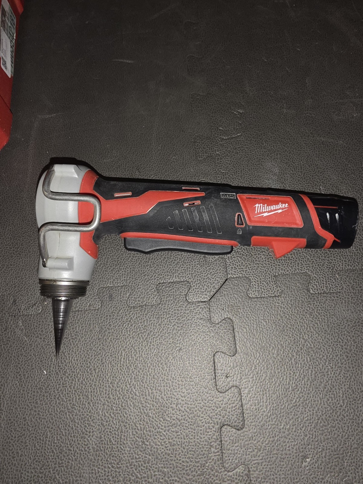 Milwaukee 2474-22 M12 PEX Expander Kit 1/2 3/4 1” Heads Batteries Charger SKU-79