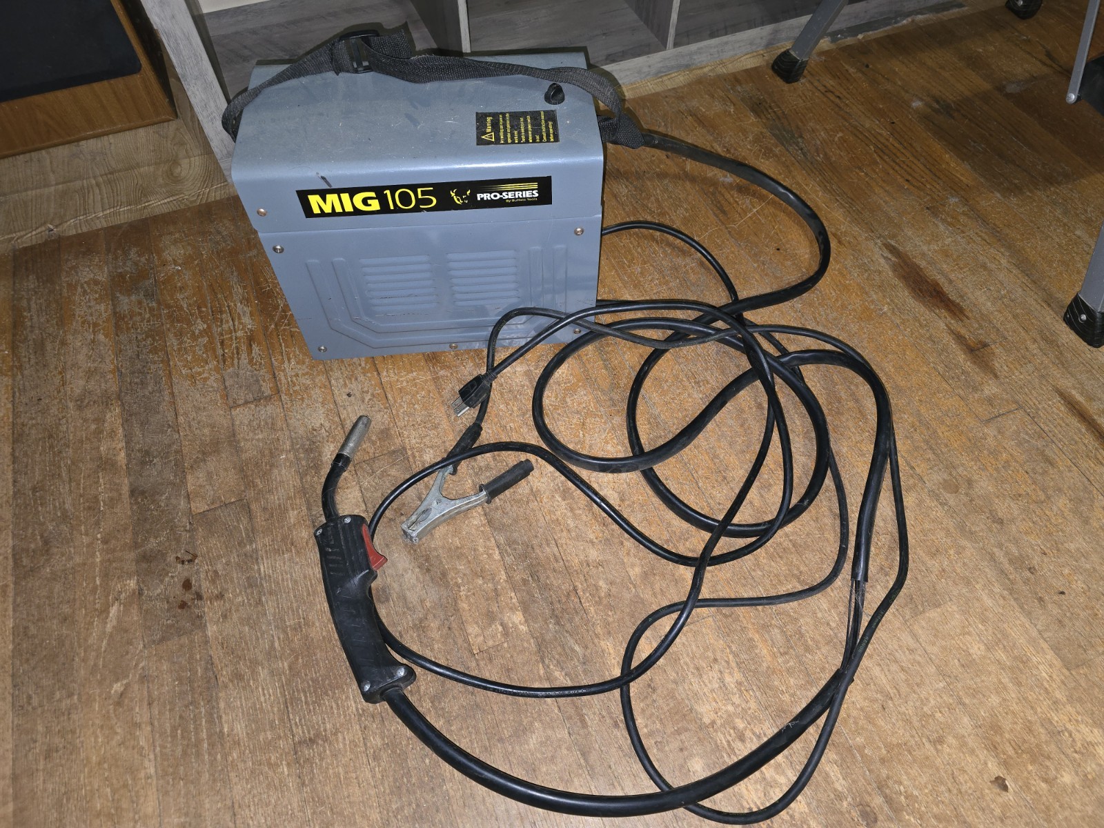 Vintage: Buffalo Tools, Mig Welder: MIG 105 (90 AMP) Pro-Series
