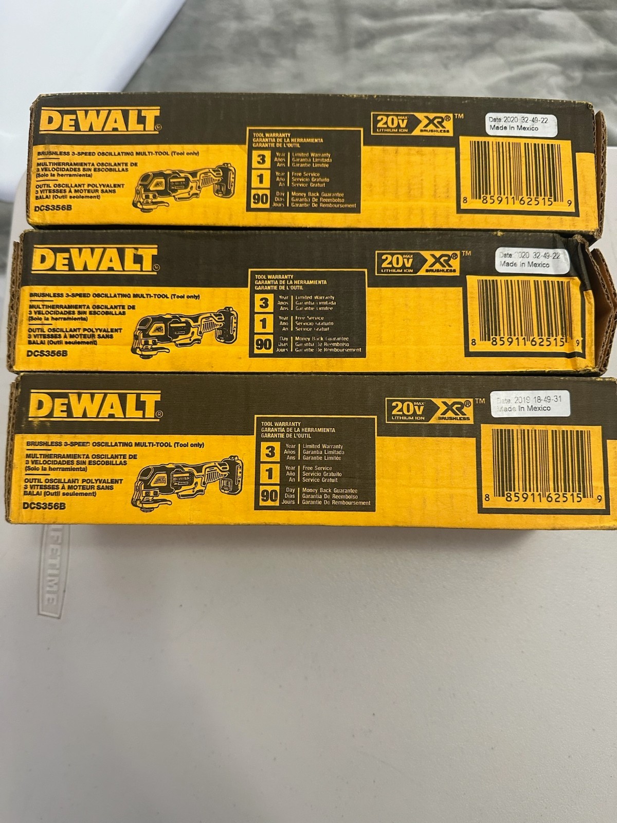 DeWalt DCS356B 20V MAX XR BL Li-Ion 3-Speed Oscillating Tool (Tool Only)