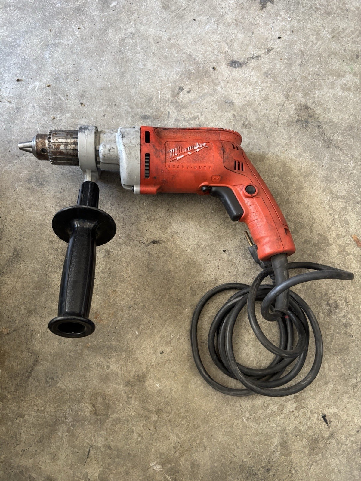 MILWAUKEE 0299-20 1/2 » Magnum Heavy Duty Drill 8 Amps 120V Corded Electric