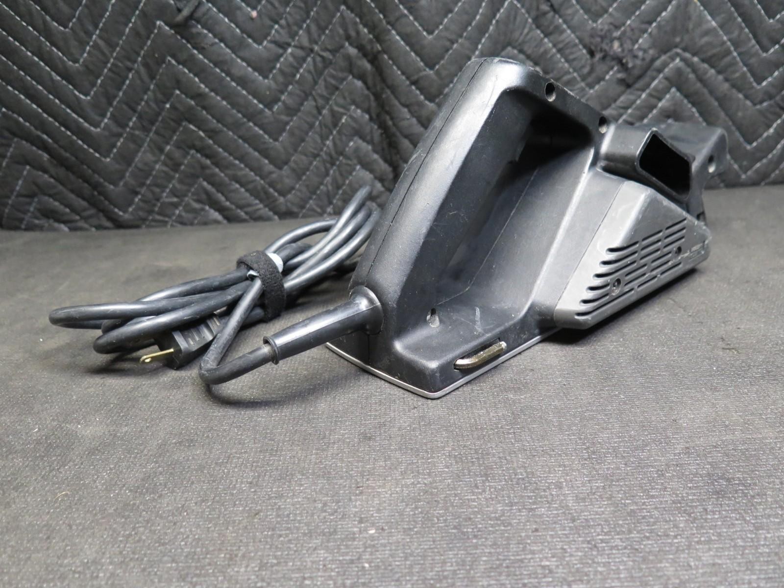 Vintage Black & Decker 7696 3 1/4&Prime; Power Planer Wood Plane 2.8 Amps (TESTED)