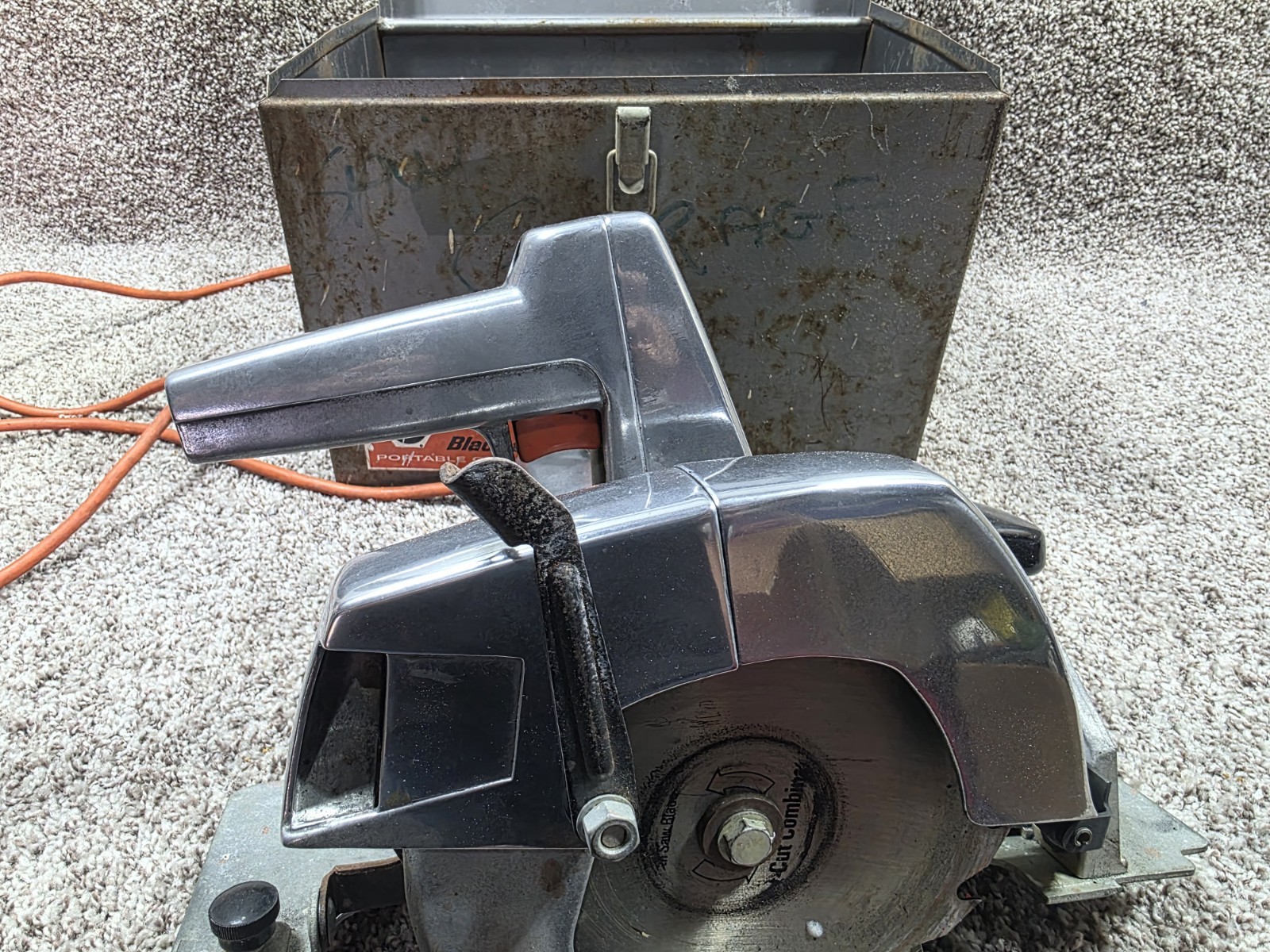Vintage Classis Black & Decker U-230 7¼ Deluxe Circular Saw 1HP 10Amp RPM 4400
