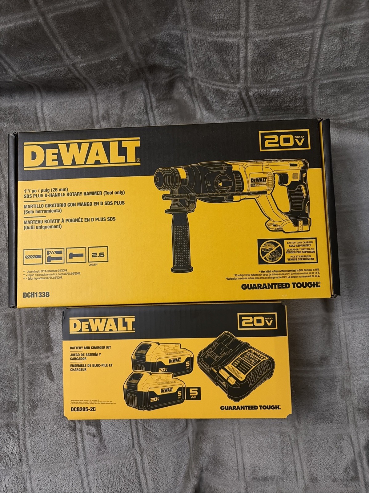 DEWALT DCH133B Rotary Hammer Plus 1-1/8-Inch NEW+ DCB205-2C 20v 2 Battery NEW.