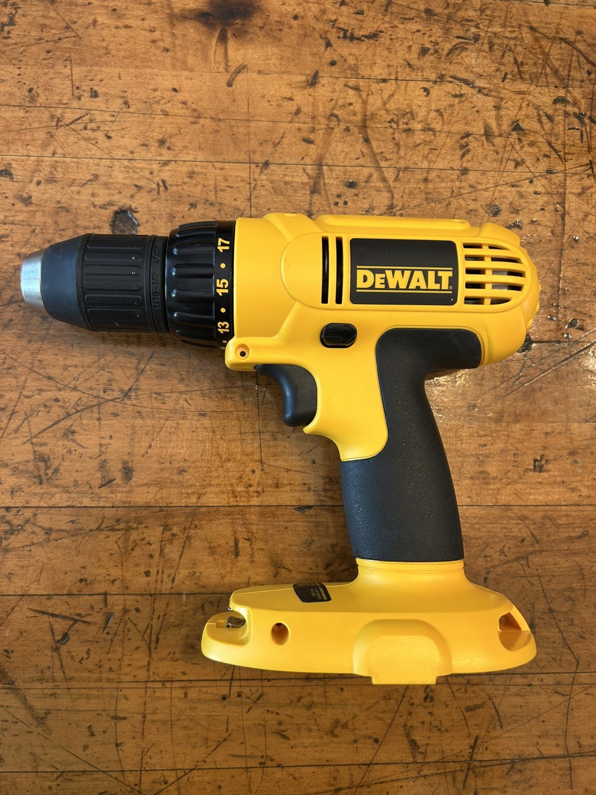 EUC DEWALT #DC970 DRILL SET CHARGER 18V BATTERY & CANVAS CARRY ALL BAG