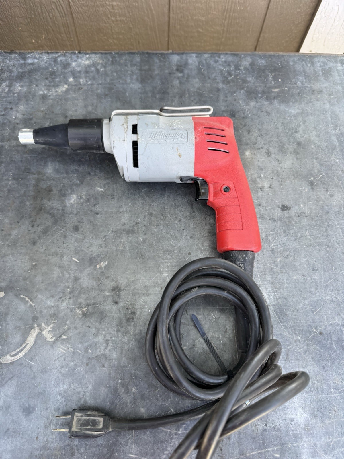 Milwaukee 6755-1 Dry Wall Screw Shooter Drill, Works Good 5 Amp 110v Corded