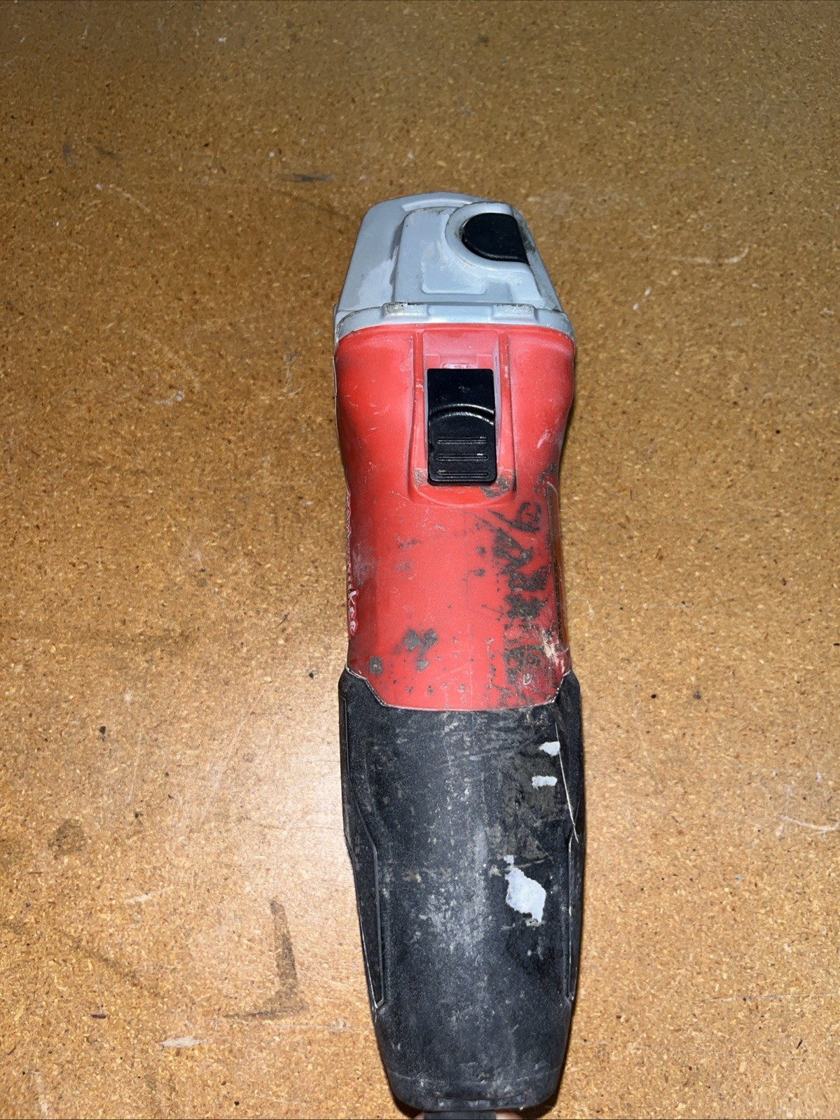Broken Made In 2024 Milwaukee 6130-33 4-1/2&Prime; 7 Amp Small Angle Grinder 5977