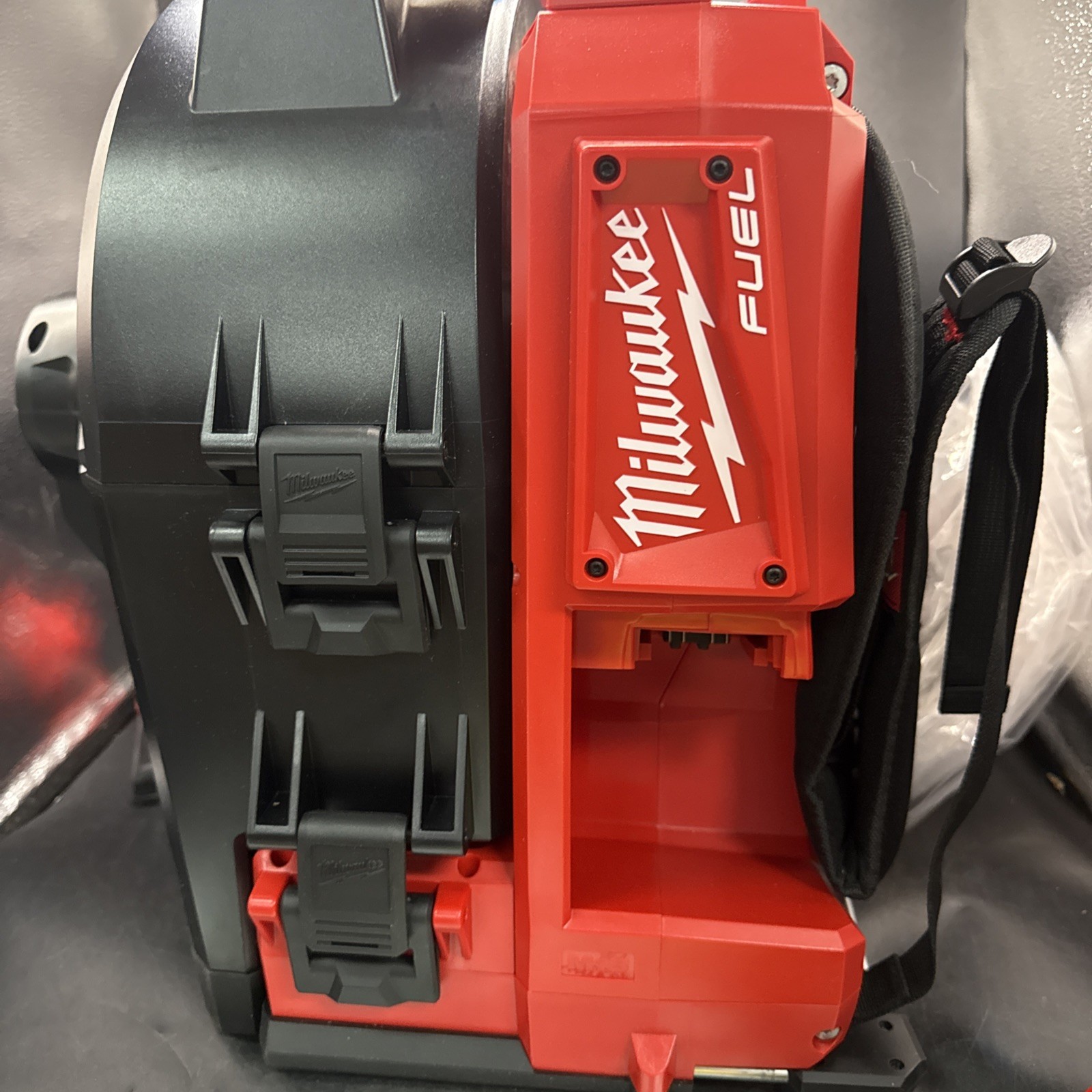 Milwaukee 2775B-211 M18 Fuel Switch Pack Sectional Drum Drain Cleaner Kit-B