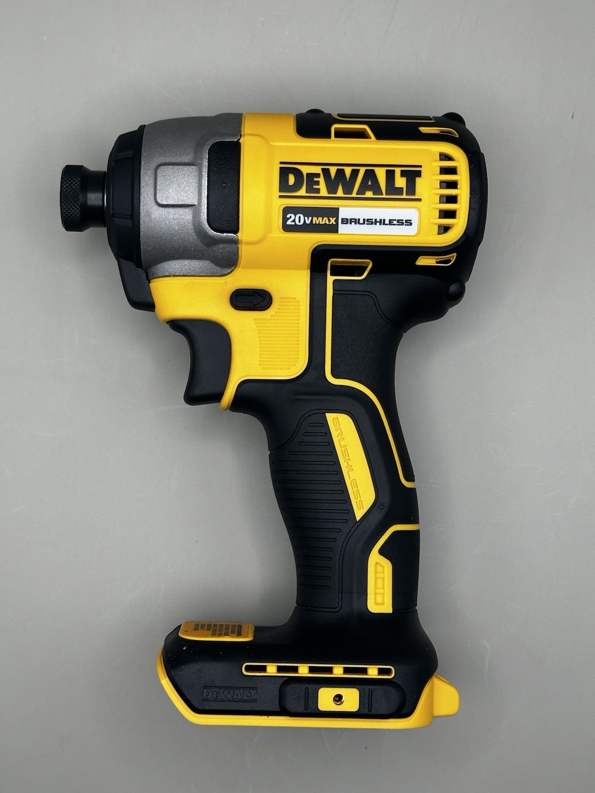 New – Dewalt 20v Max 1/4” Hex Impact Driver DCF787 Tool Only Free Shipping