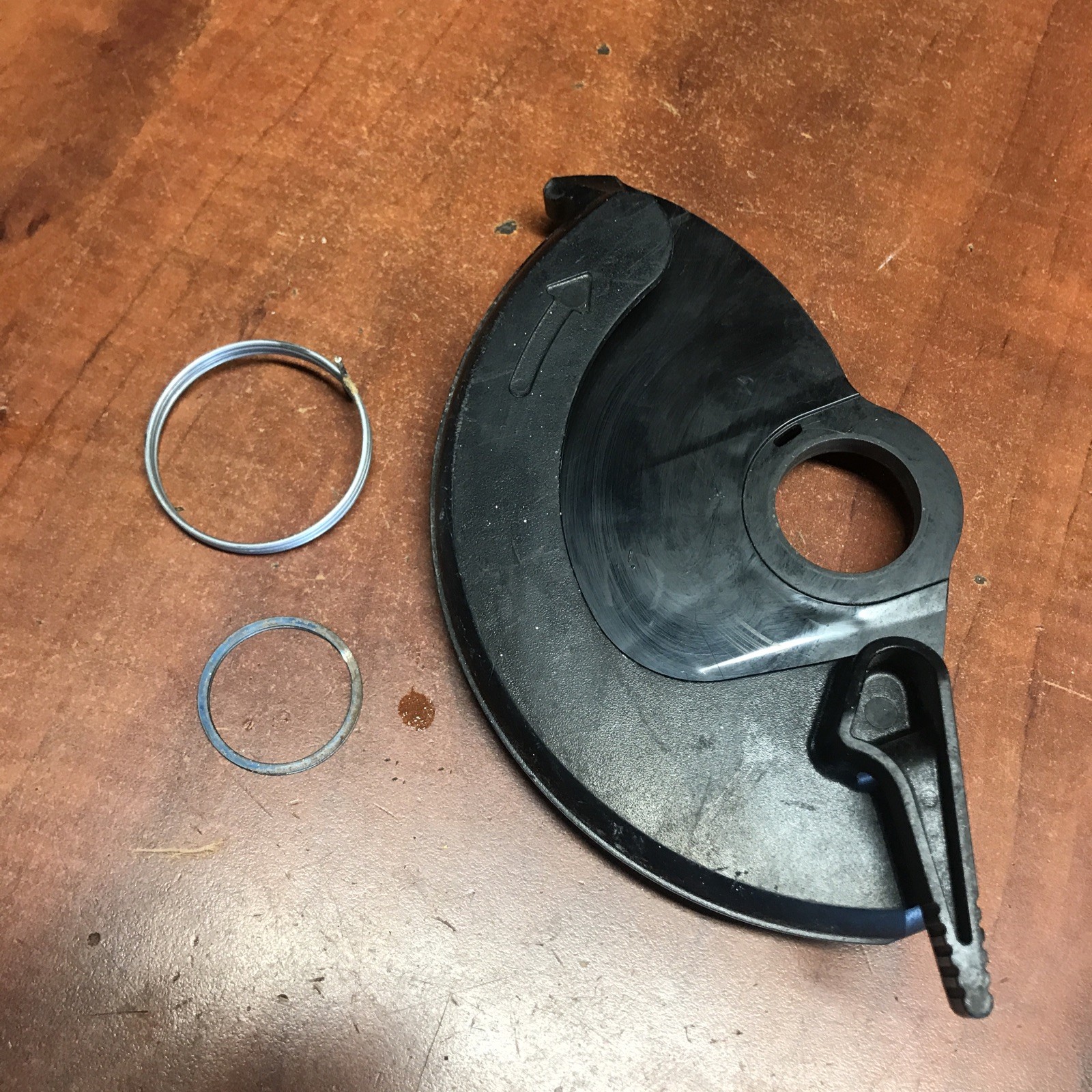Used OEM Parts Lower Guard For DEWALT DC390 6-1/2&Prime; 18V Cordless Circular Saw