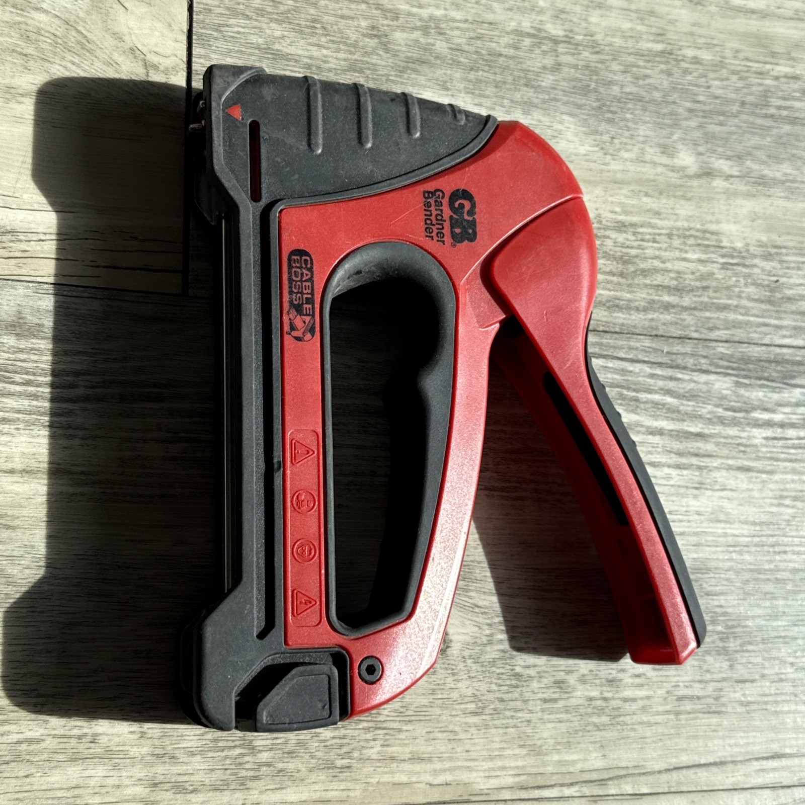 Cable Boss Gardner Bender Manual Staple Gun, Cable Stapler, MSG-500, FAST SHIPPI