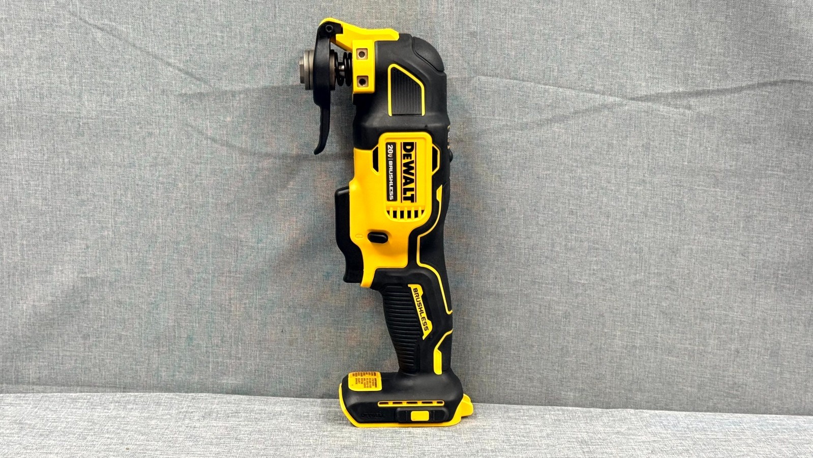 DeWalt DCS354 Atomic 20V Brushless Oscillating Multi-Tool – Tool Only Free Ship