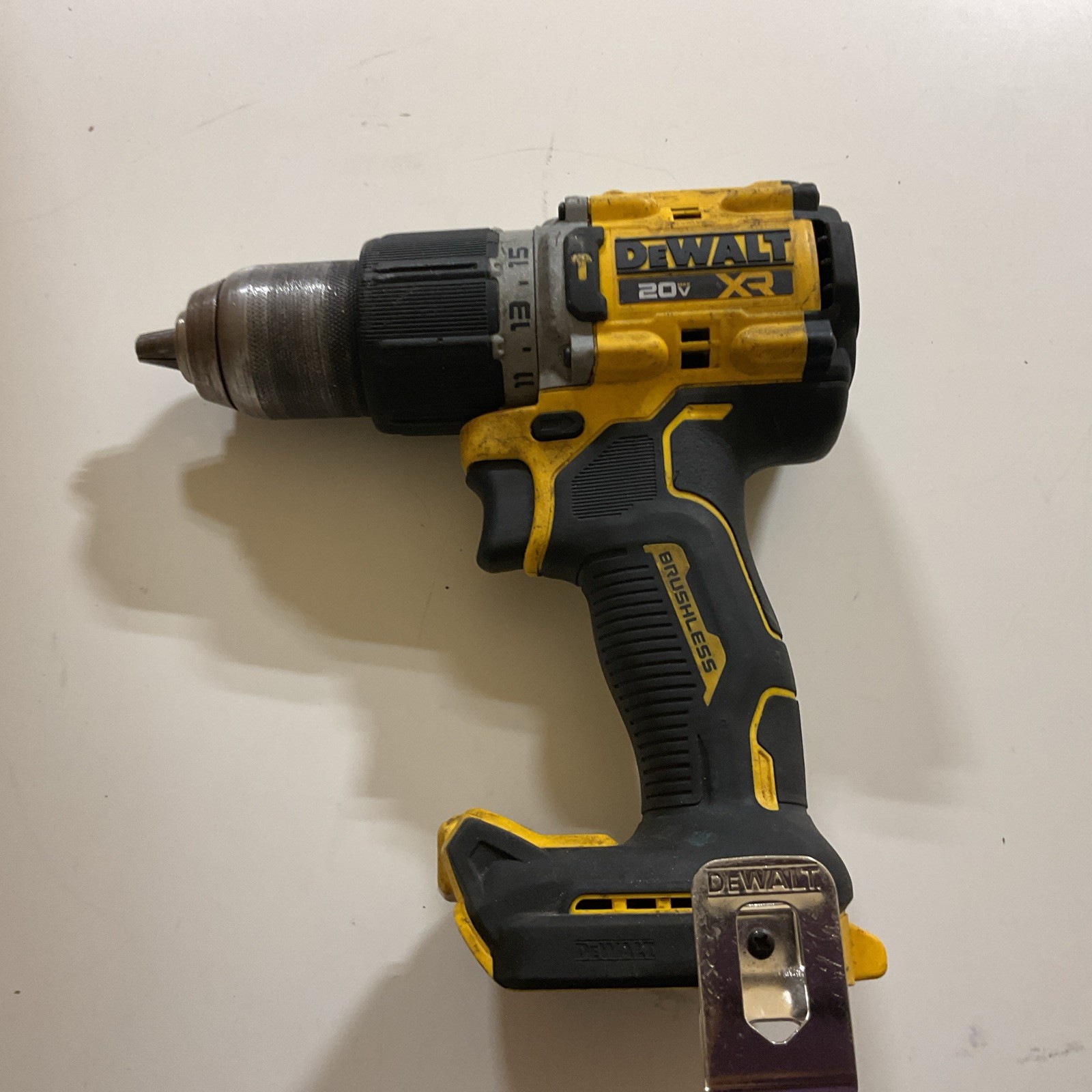 DEWALT DCD805 20V Cordles Compact Hammer Drill (FOR PARTS ) (DCD805)