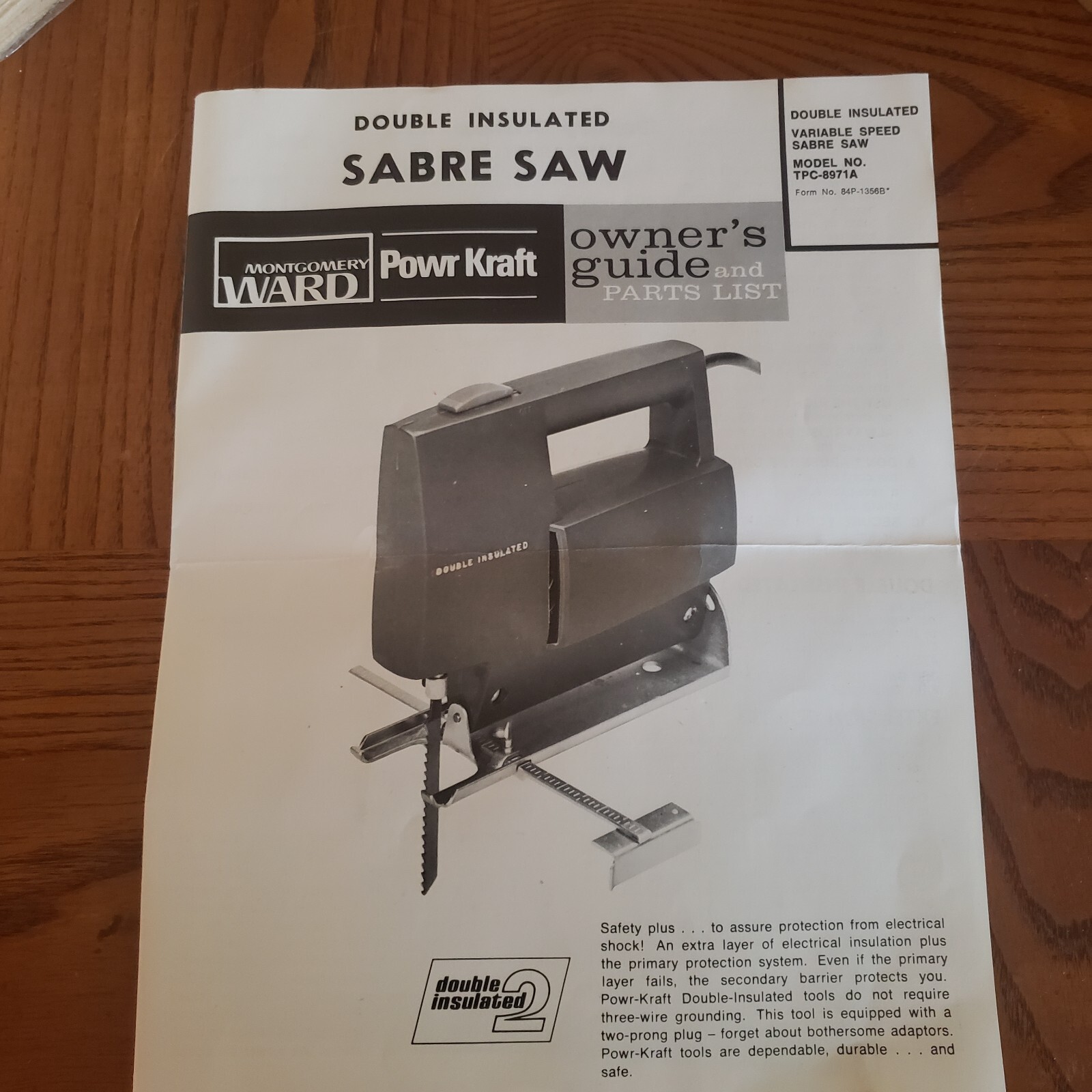 VINTAGE MONTGOMERY WARD POWR-KRAFT MODEL TPC-8971 SABRE SAW JIG SAW