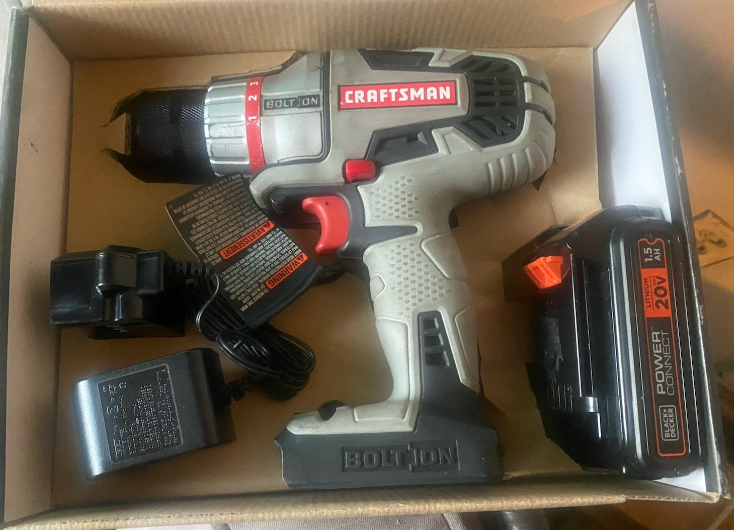 Craftsman 20V Bolt On Drill Kit 00946133 Battery Charger ,DISPLAY MODEL In Box