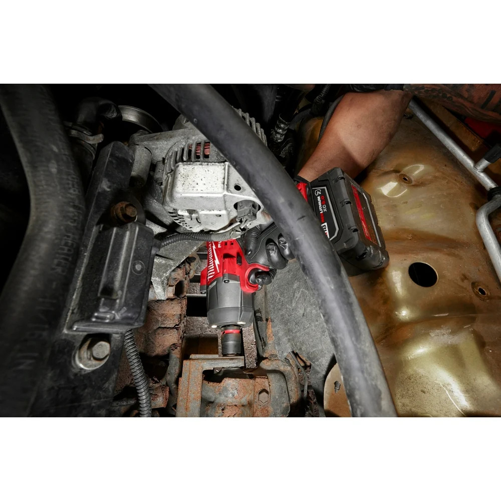 Milwaukee 2967-21B M18 FUEL 18V 1/2&Prime; High Torque Impact Wrench Kit