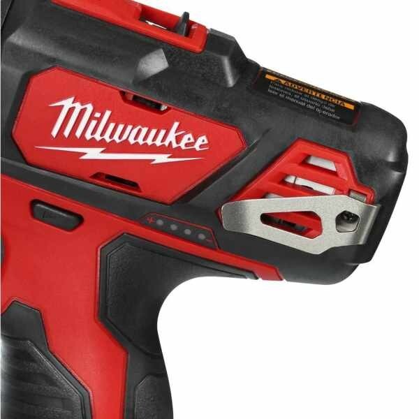 Milwaukee CANADA 12V Li-Ion Cordless 3/8-inch Drill/Driver (Tool Only)