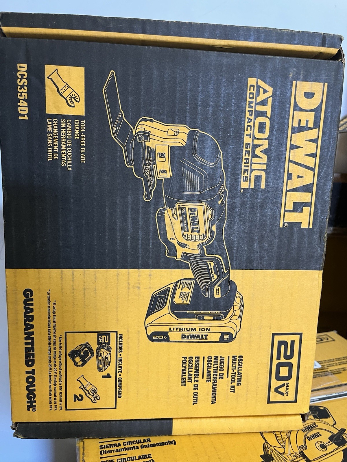 DEWALT ATOMIC COMPACT SERIES DCS354D1 20V Oscillating Tool Kit Li-Ion Battery