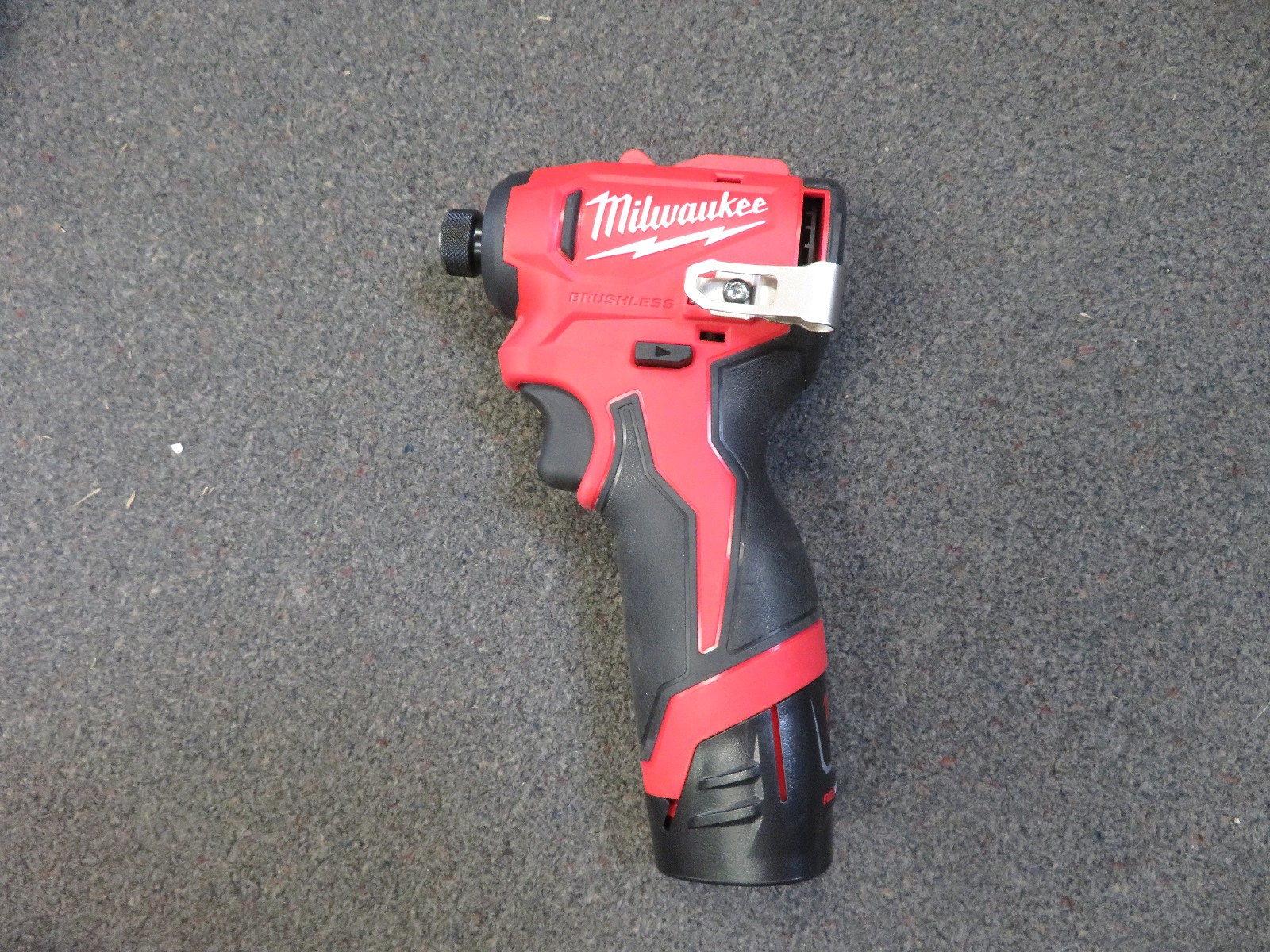 Milwaukee 3401 & 3450-20 Impact & Drill/Driver Combo Set 2 M12 Batteries Charger