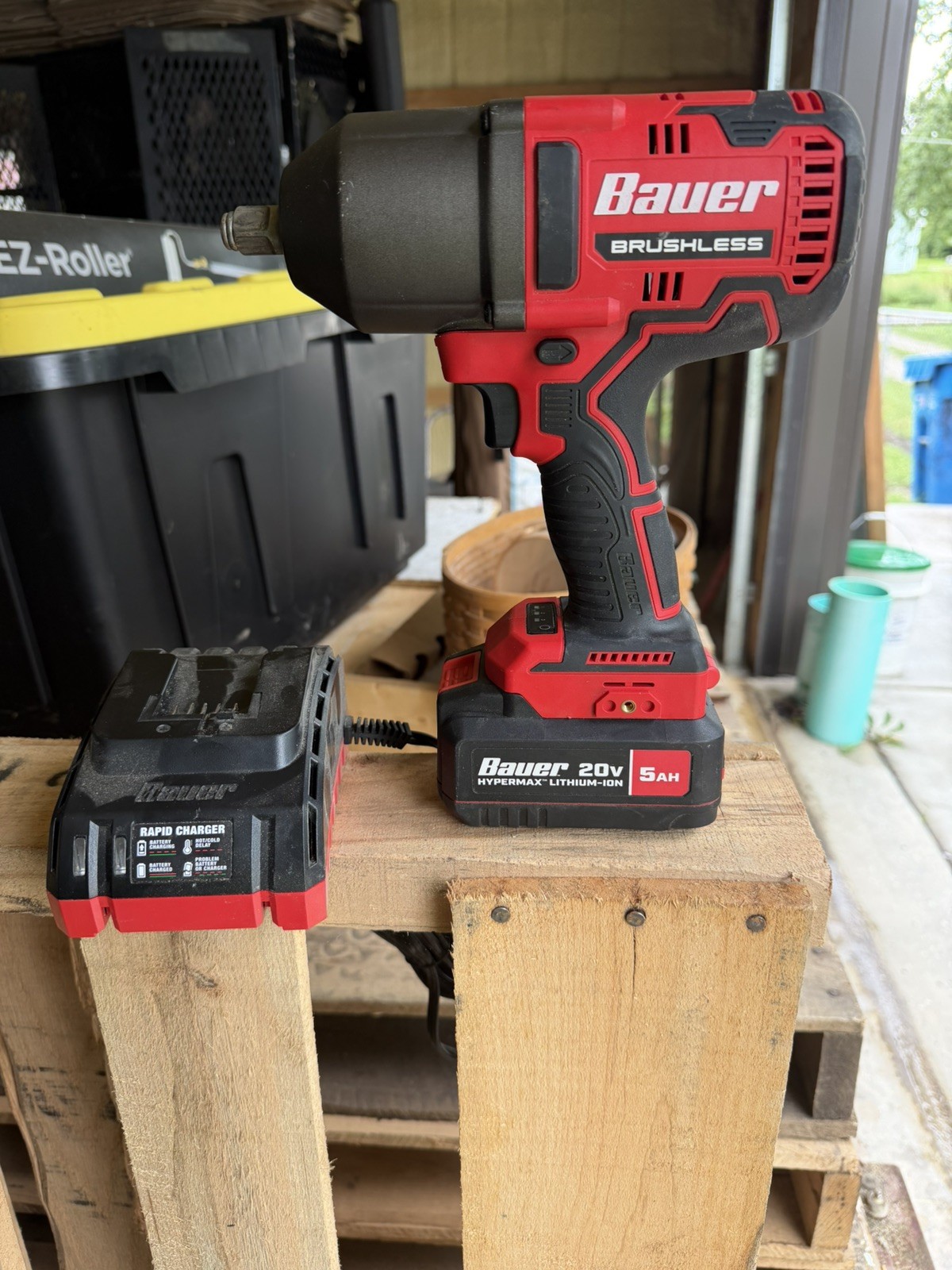 Bauer 20V Li-ion Cordless 1/2&Prime; Impact Wrench 2085CR-B Set 5.0Ah Battery, Charger