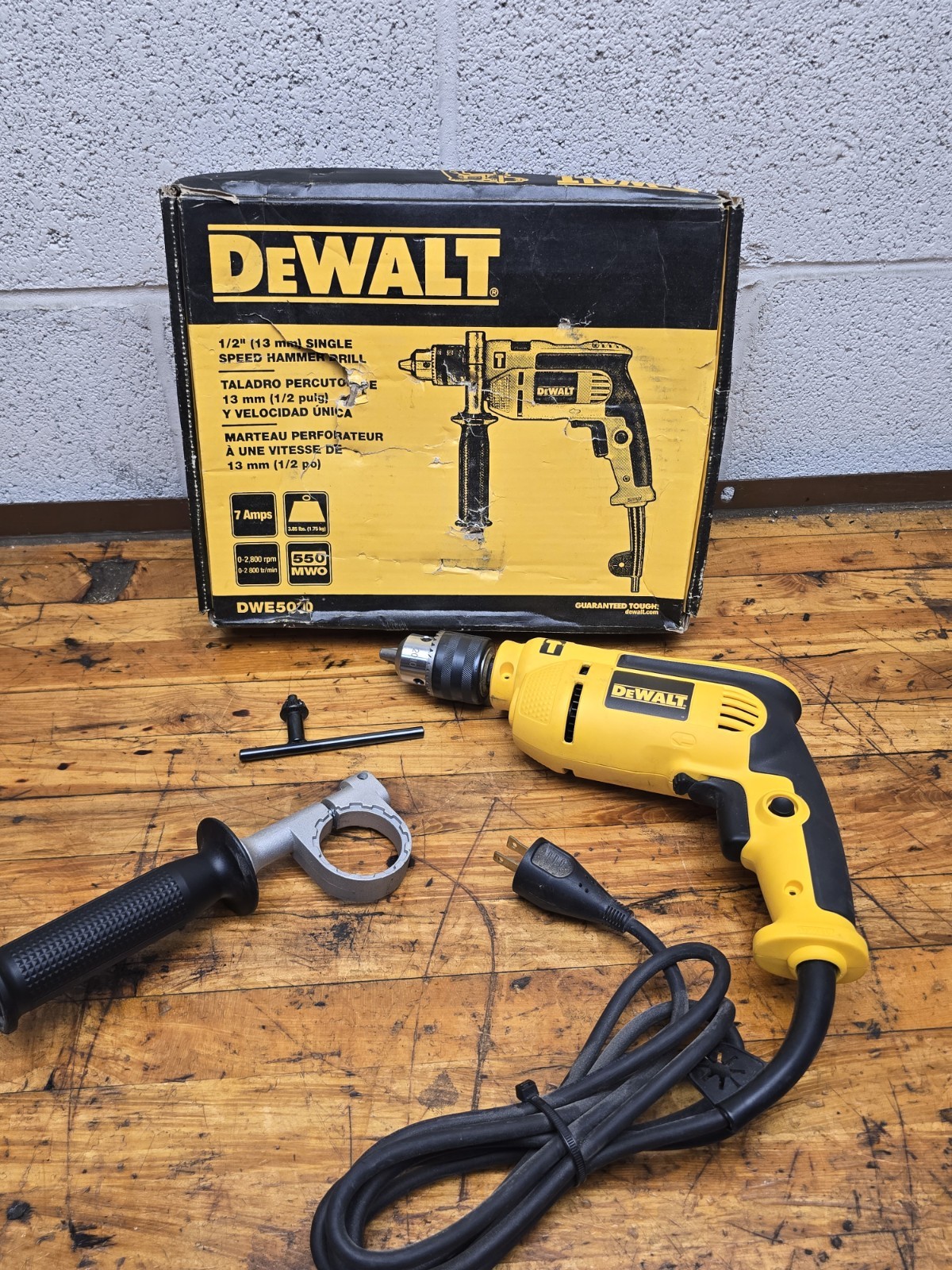 DEWALT DWE5010 Single Speed Hammer Drill, 7amp 1/2&Prime; Chuck, 0 to 2800 rpm NEW