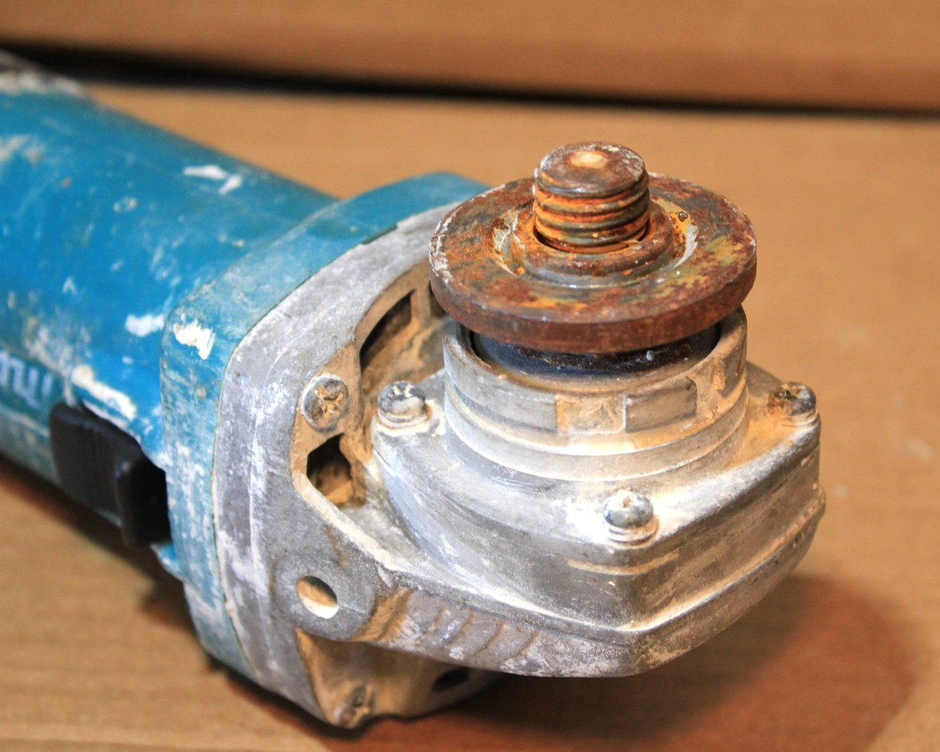 Makita 9557NB 4-1/2” Angle Grinder 7.5A 10,000 RPM Corded TESTED WORKS