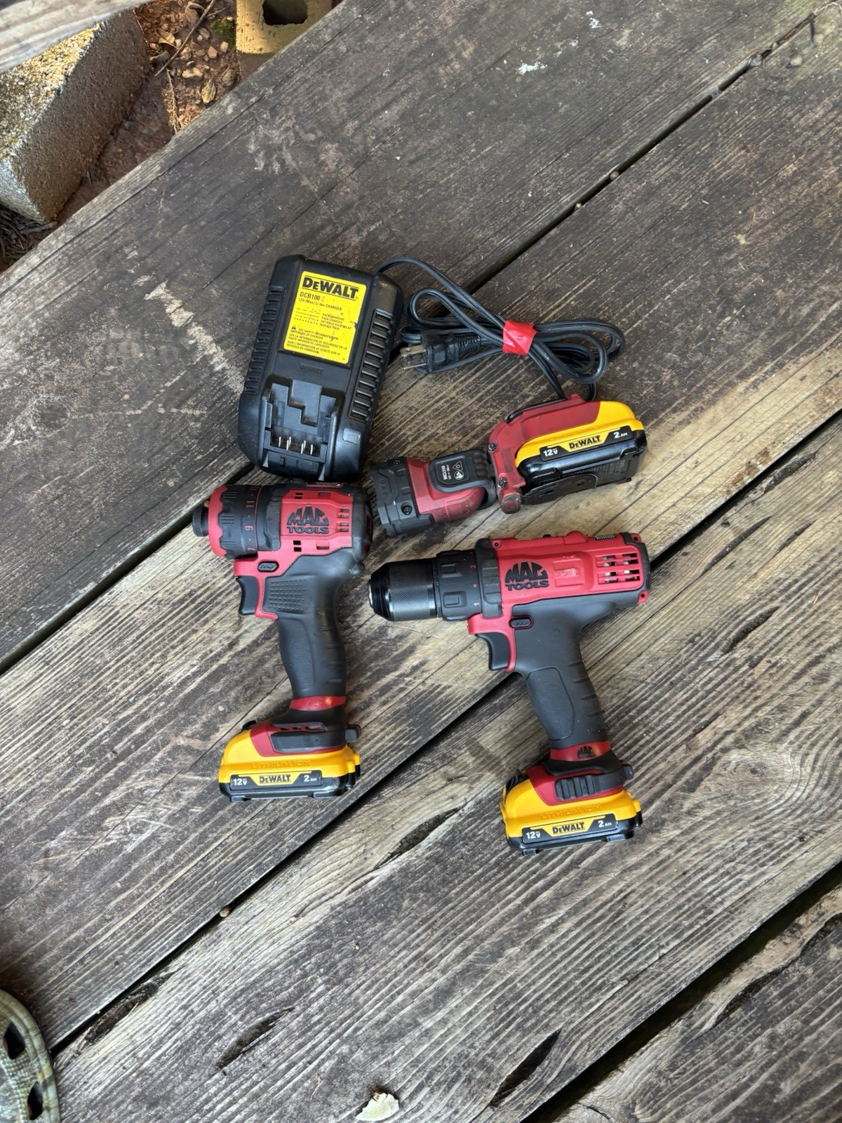 MAC 12v Driver(MCF601), 3/8 Drill(BDP038) & Light(MCL510) With 3 Batry & Charger