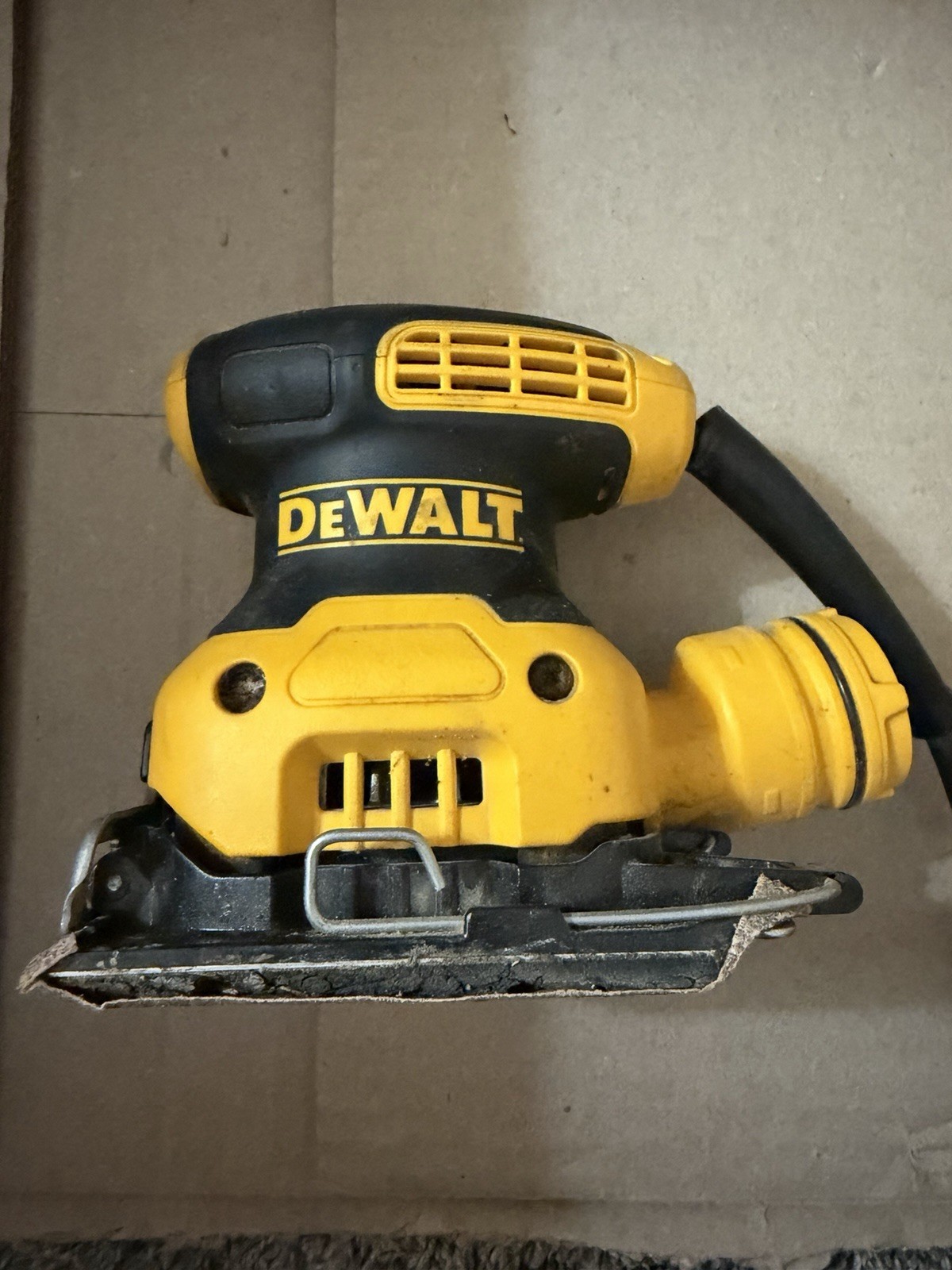 DEWALT DWE6411 1/4 Sheet Palm Sander Corded Electric 120V Yellow/Black
