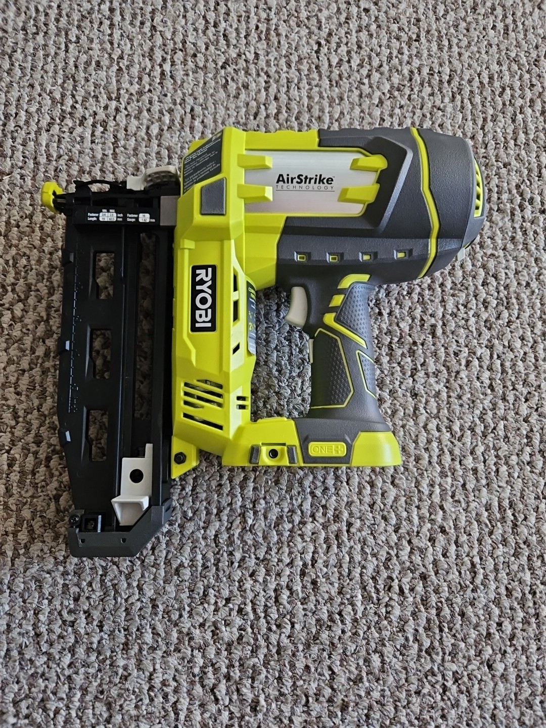 Ryobi P325 18V One+ AirStrike Cordless Finish Nailer Tool Only Read Description