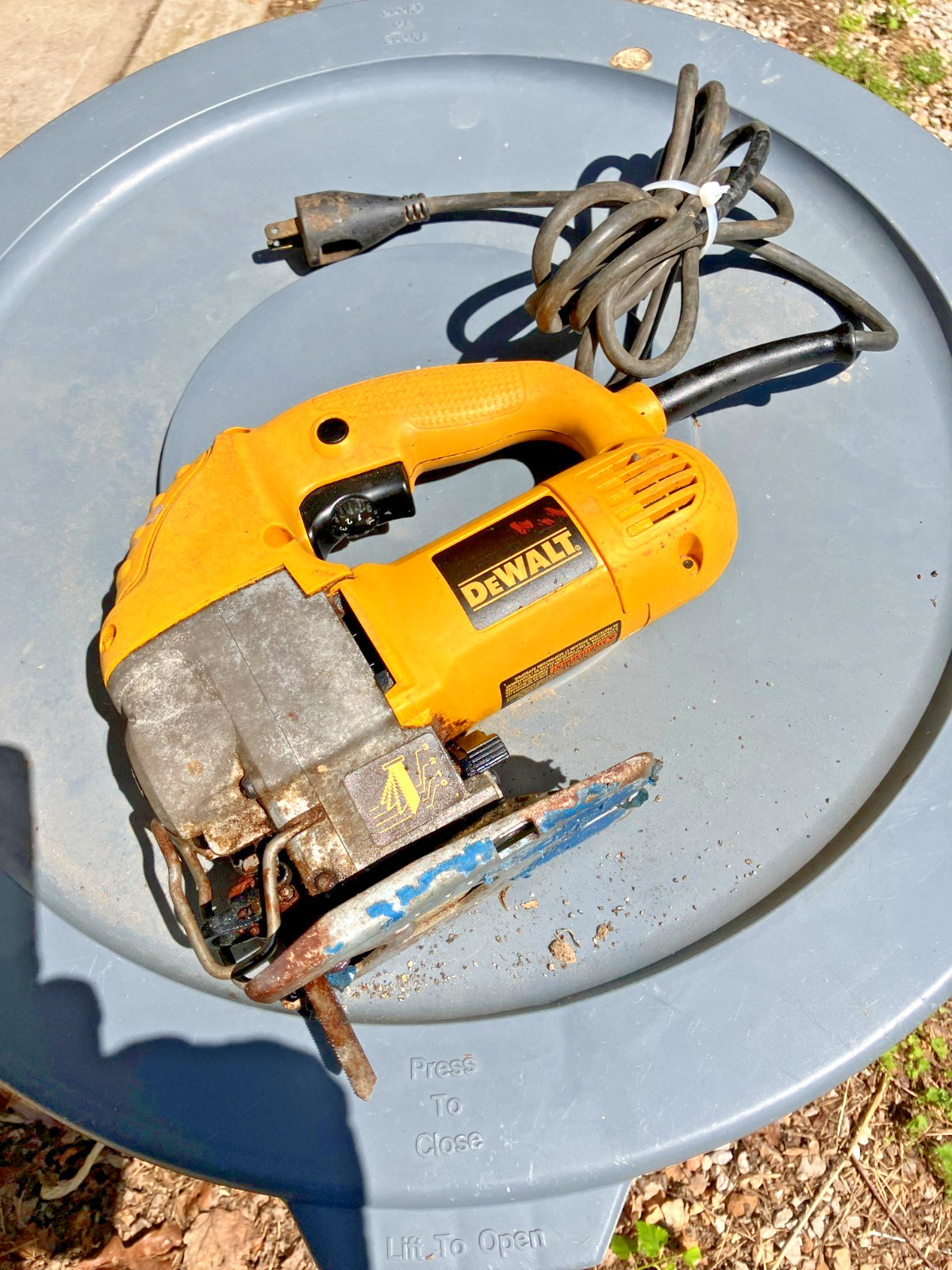 DEWALT DW317 VS Orbital Jig Saw