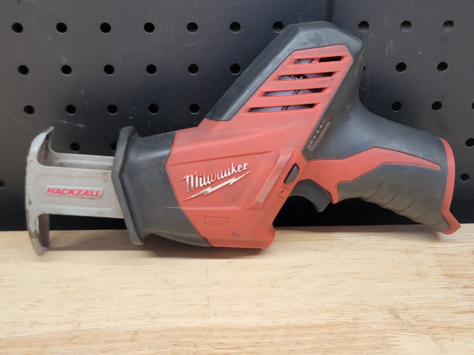 Milwaukee M12 Hackzall Reciprocating Saw 2420-20 Tool Only! *READ BELOW*