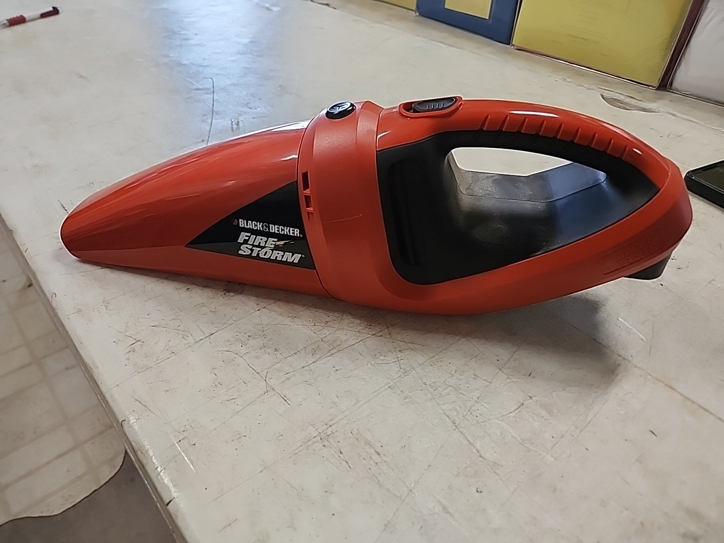 BLACK & DECKER 18V Cordless Hand Vacuum SPV180F Firestorm Bare Tool Only