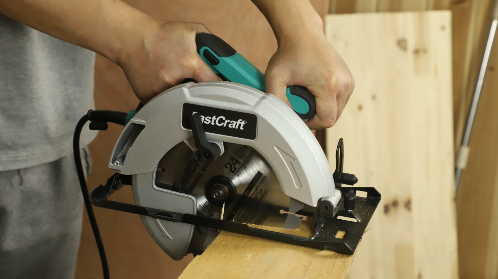 Circular Saw 21A PEAK GUARANTEED POWER Corded +3pc Blades – FastCraft Corded PRO