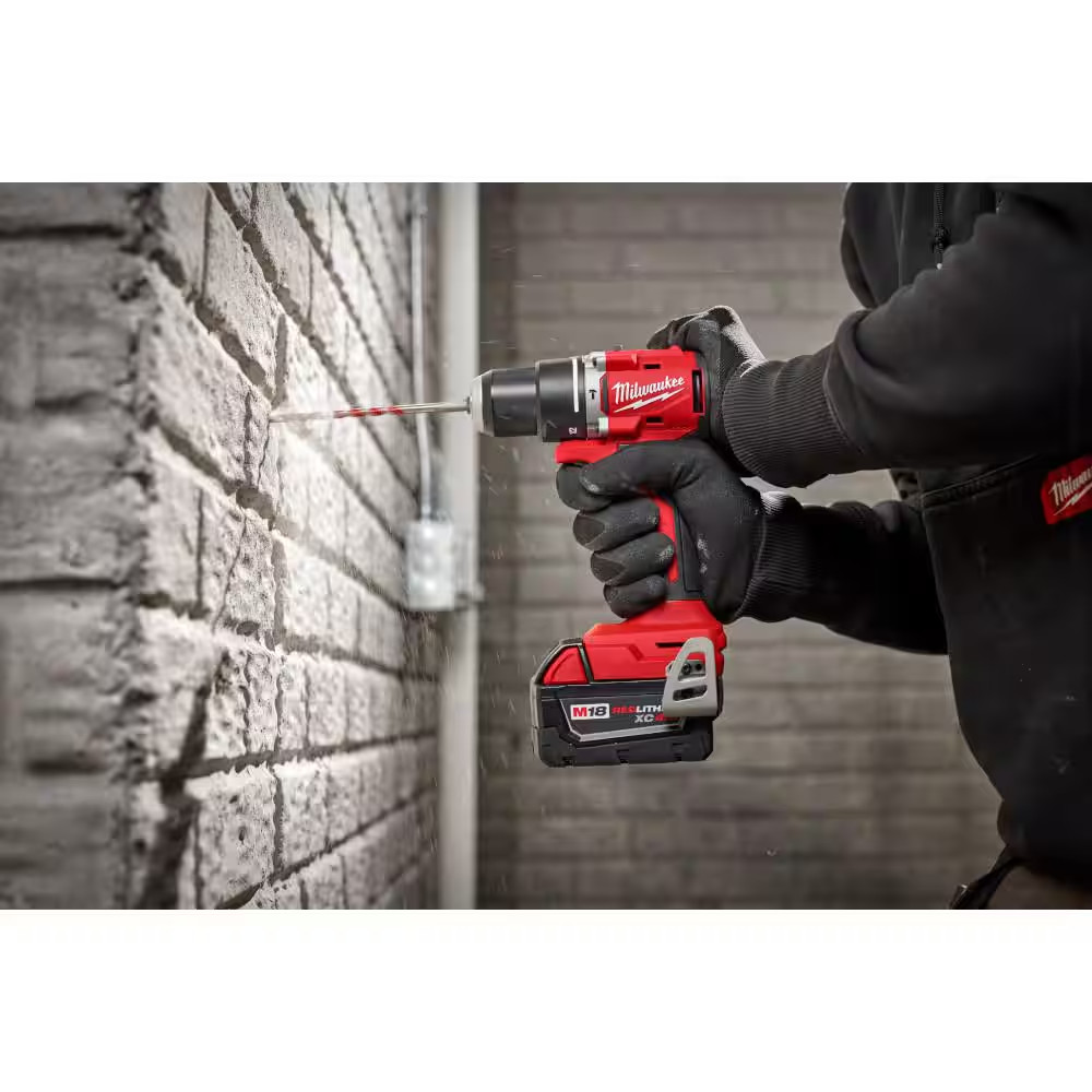 M18 18-Volt Lith-Ion Brushless Cordless Compact Hammer Drill/Impact Combo Kit (2