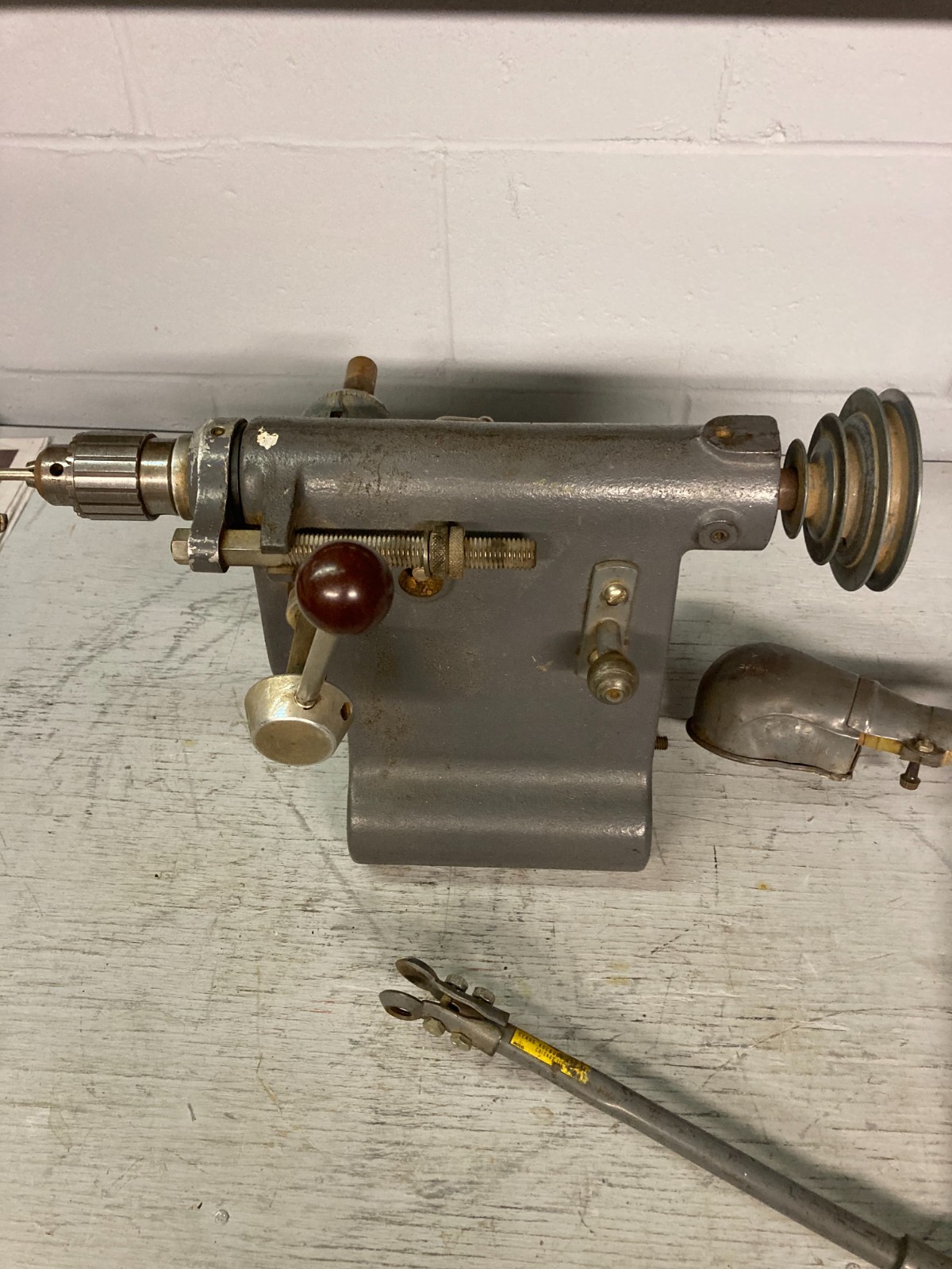 Shopsmith 10E Headstock w/Jacobs Chuck, Triple Pulley, & Craftsman Light