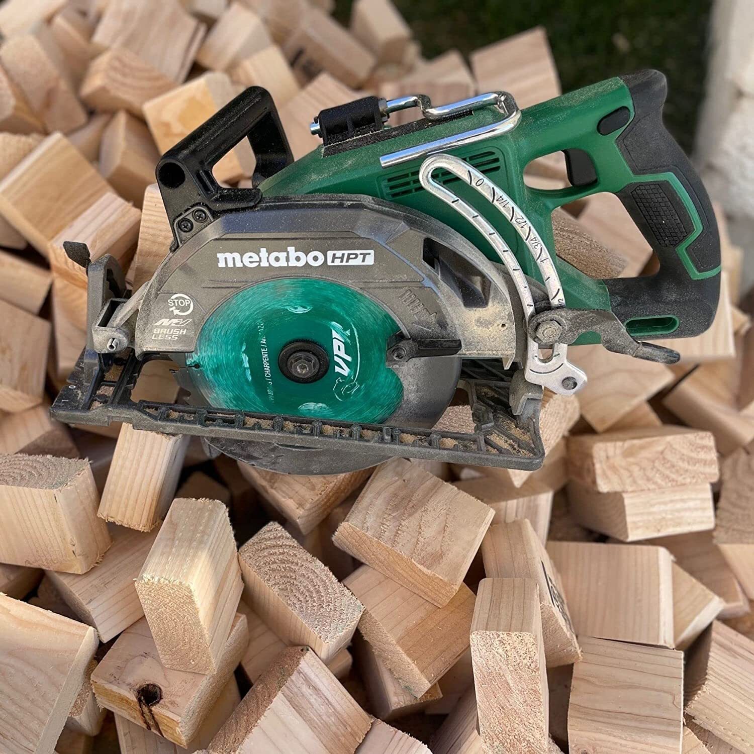 Metabo HPT 36V MultiVolt Cordless Rear Handle Circular Saw Kit | Optional AC