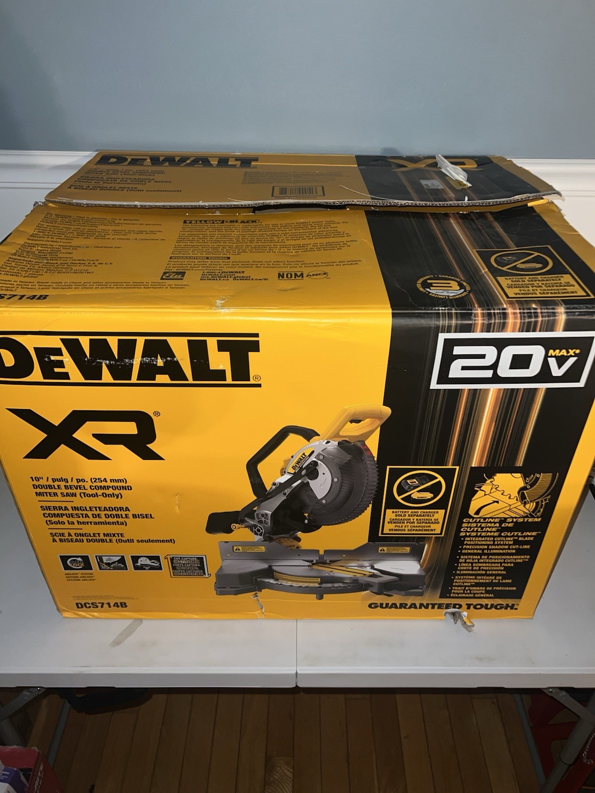 DEWALT DCS714B 10-in 20-volt Dual Bevel Compound Cordless Miter Saw Tool Only