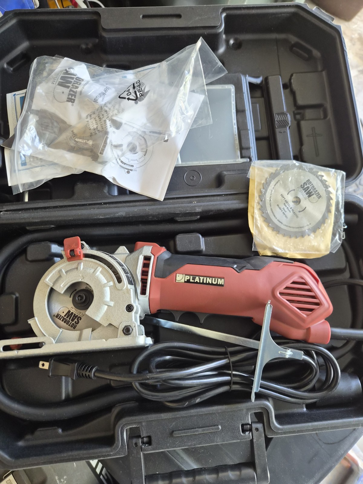 Platinum RZ200 Corded Electric Plunge Cut Rotary Saw 120V 500W w/ Case