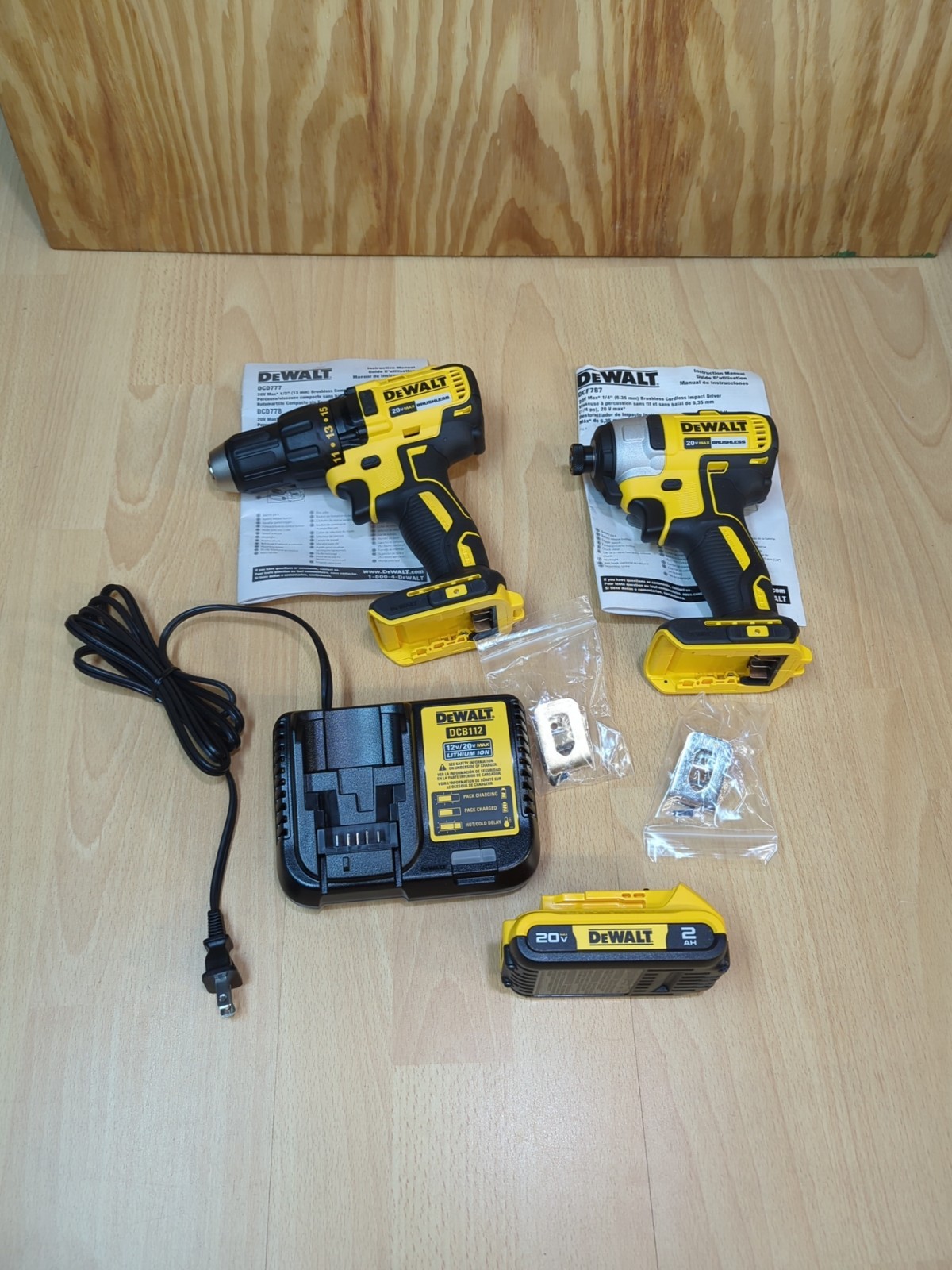 Dewalt DCF787 20V 1/4&Prime; Brushless Impact Driver, DCD 777, Battery & Charger New