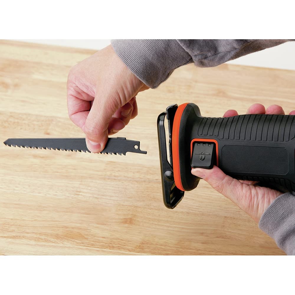 BLACK+DECKER 20V MAX* Cordless Reciprocating Saw Kit (BDCR20C)