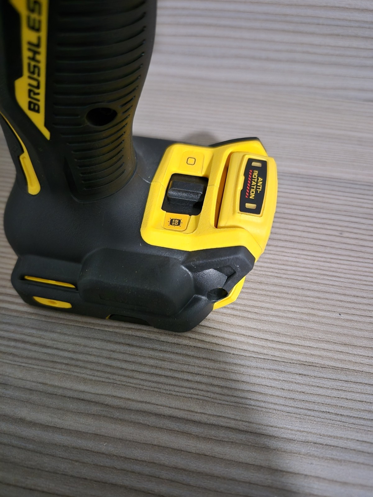 DeWALT DCD806 20V XR 1/2&Prime; Brushless Hammer Drill/Driver (TOOL ONLY) ….