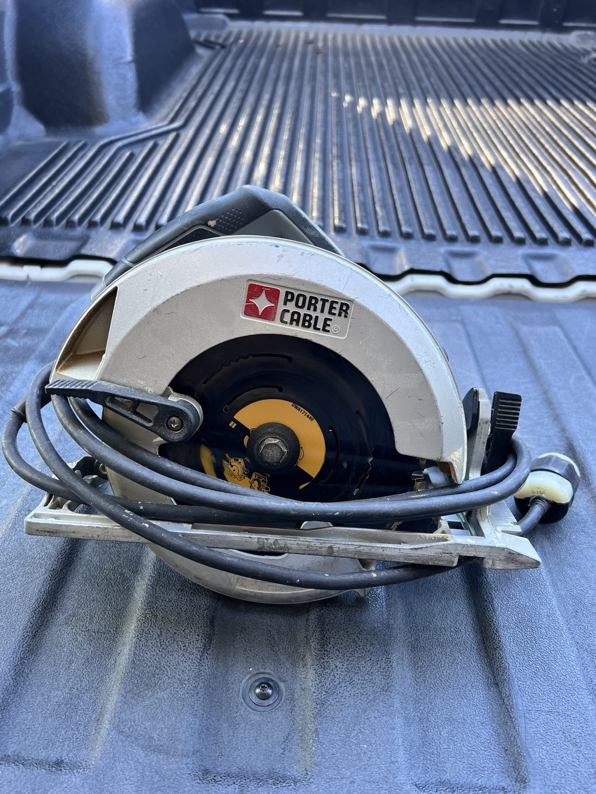 Porter-Cable Electric Circular Saw 15 Amps 7-1/4&Prime; Blade Dia 5,600 RPM PC15TCSM