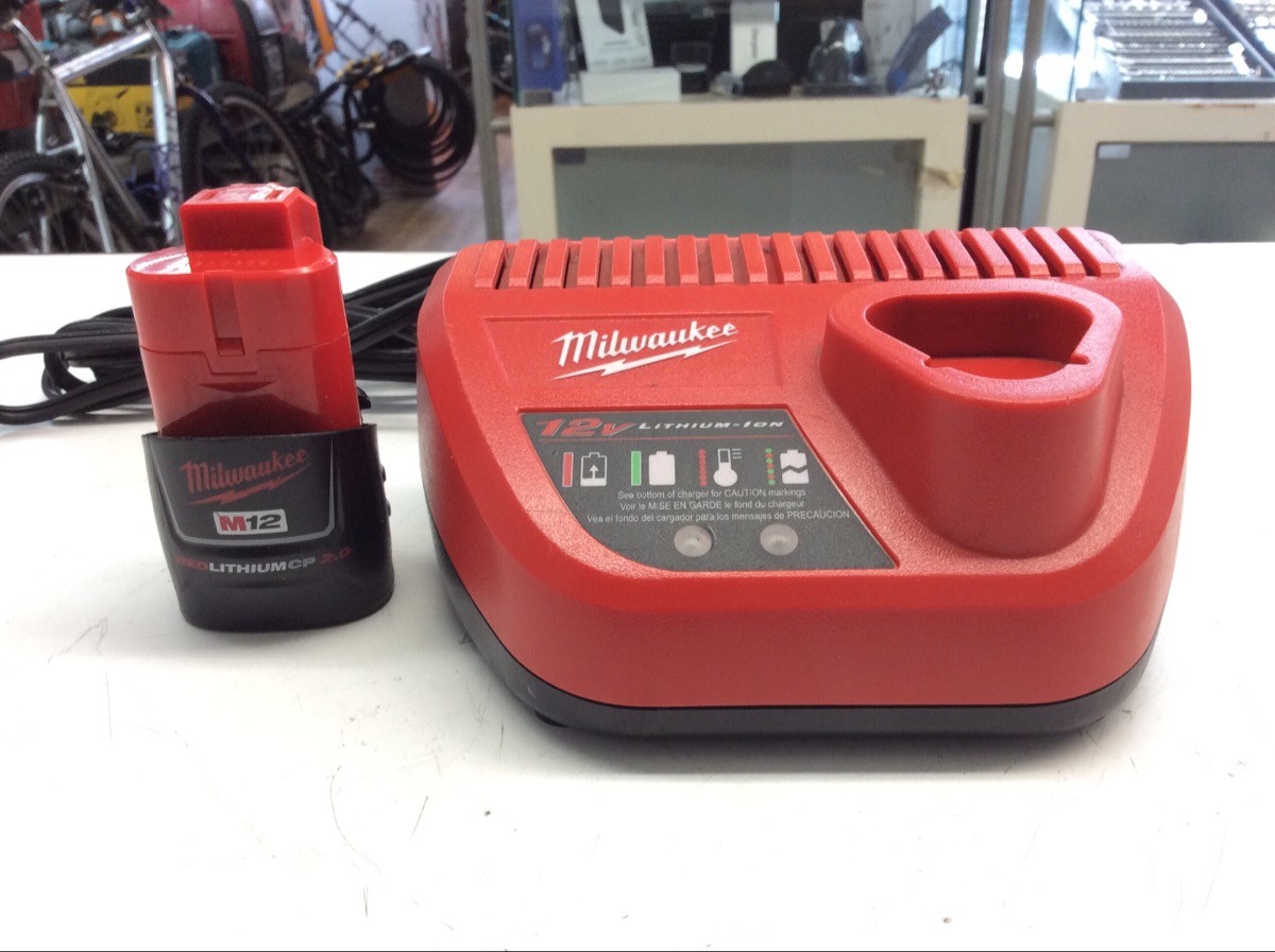 MILWAUKEE TOOLS 2504-20 (SBL009463)
