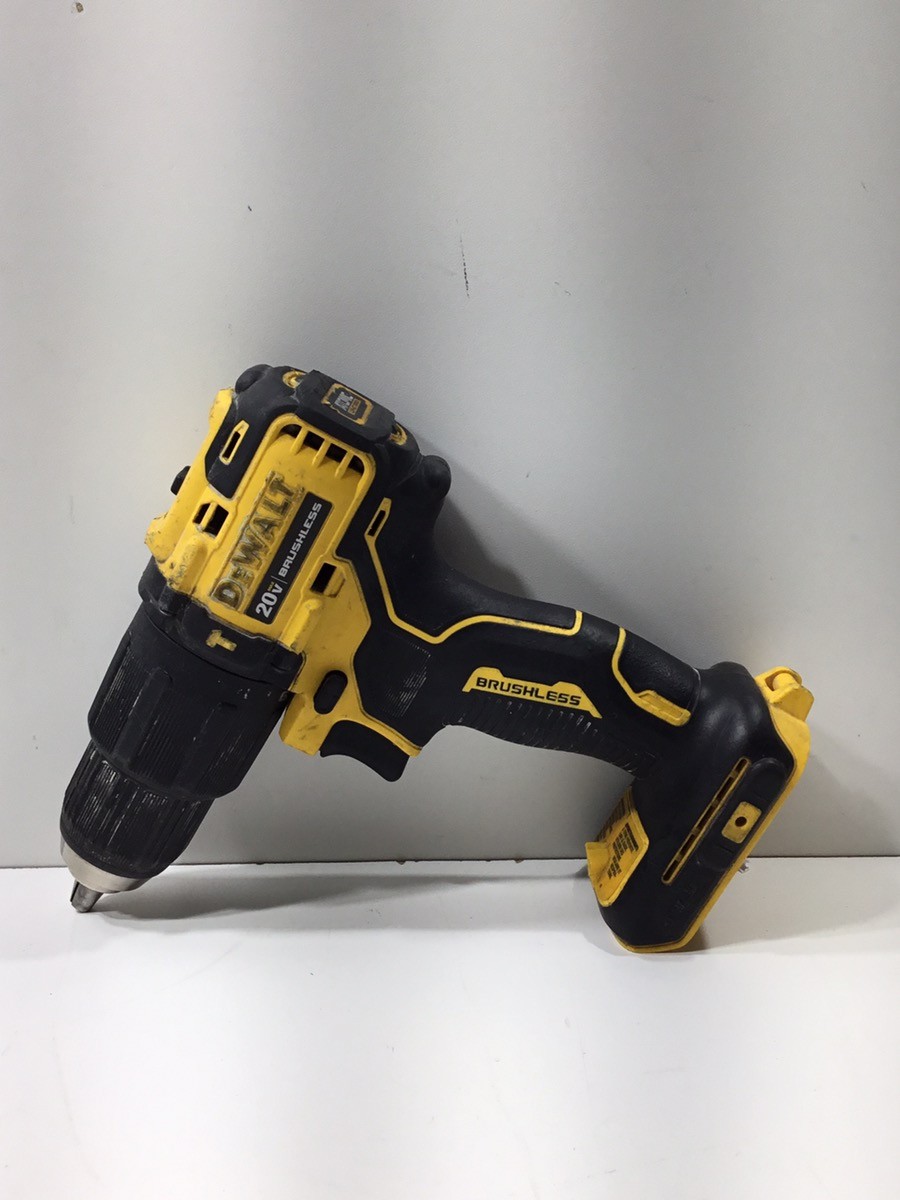 DEWALT DCD709 1/2&Prime; DRILL W/3 BATTERIES & CHARGER W/CASE (P13016698)