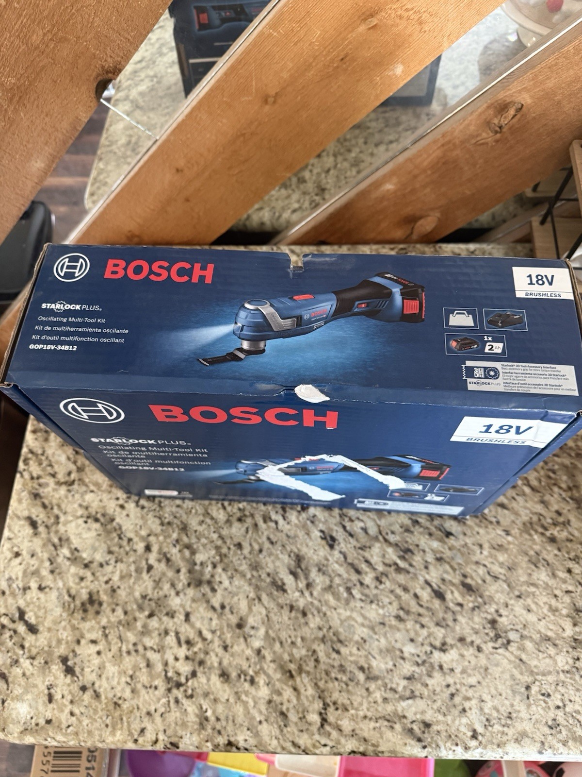 Bosch 18V Brushless StarlockPlus Oscillating Multi-Tool Kit w/ 1 Li-Ion