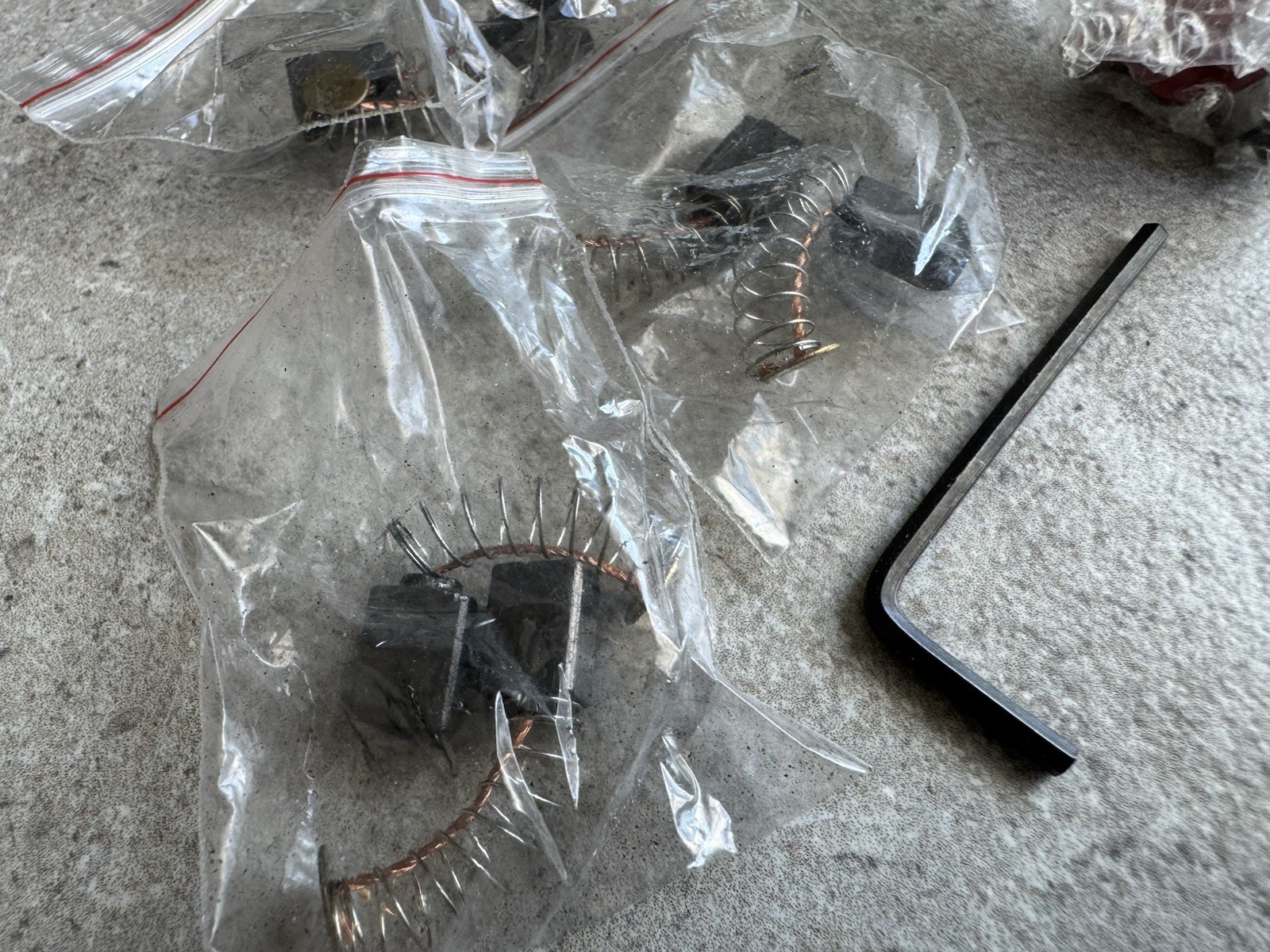 Router 6.35mm 650w 1/4” Collet w/ Bits + Accessories