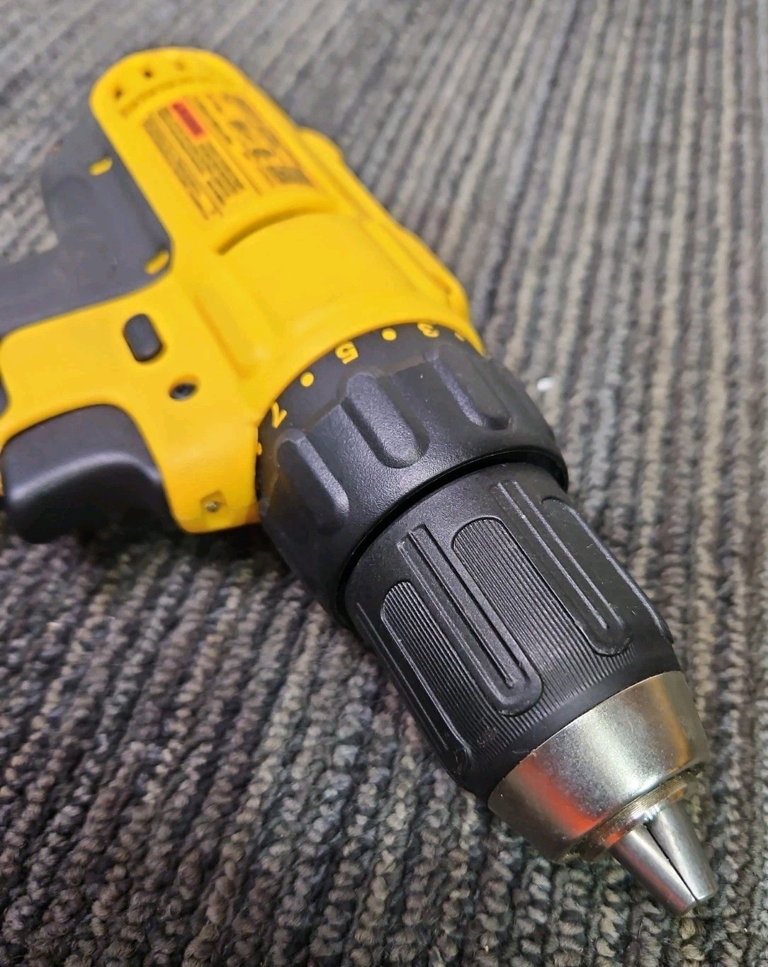 DeWalt Tools DCD771 1/2&Prime;(13mm) 20V Drill Driver + 1.5Ah Battery, Charger & Bag
