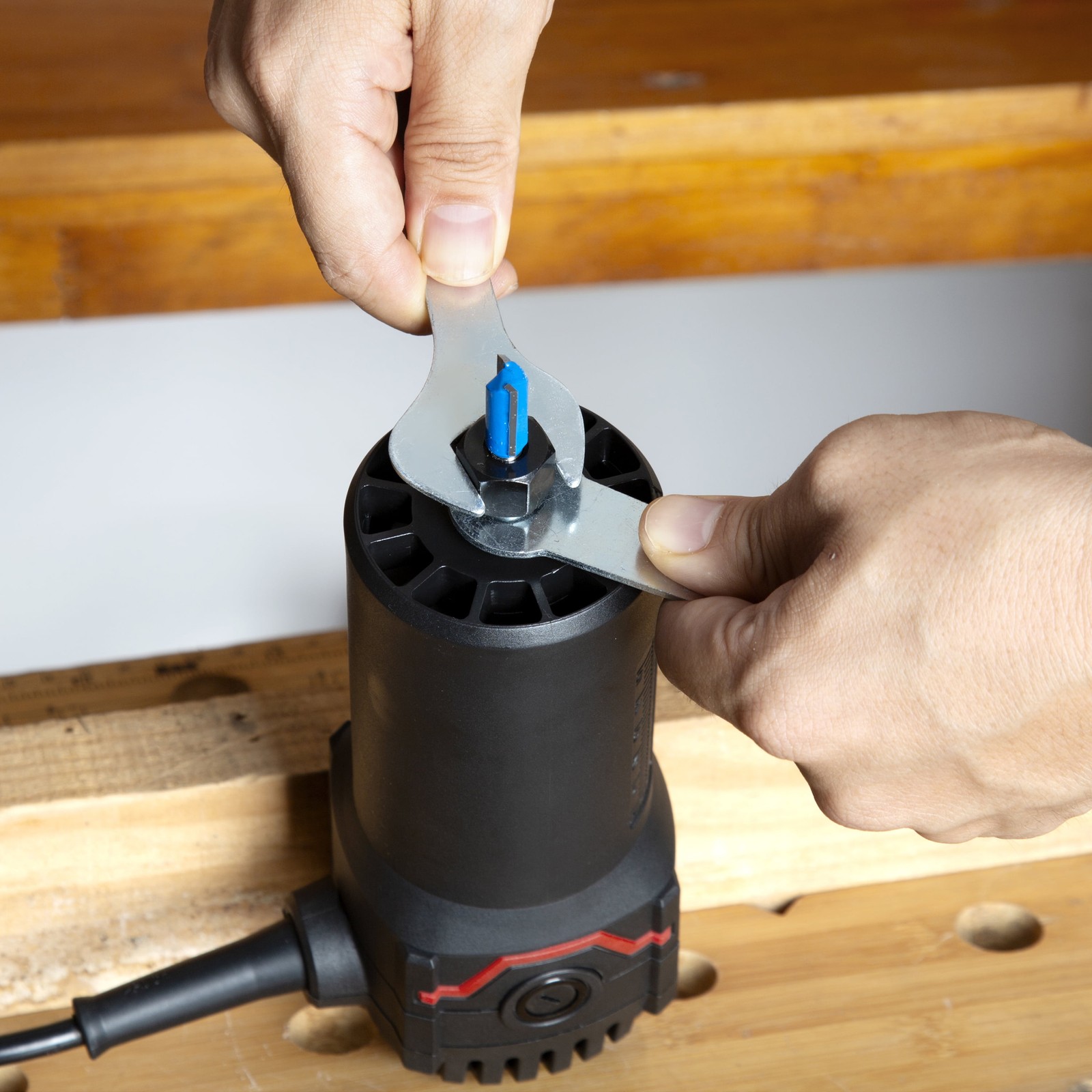 Hyper Tough 2.5A 1/4 inch Trim Router, Light-Duty Woodworking Router Type