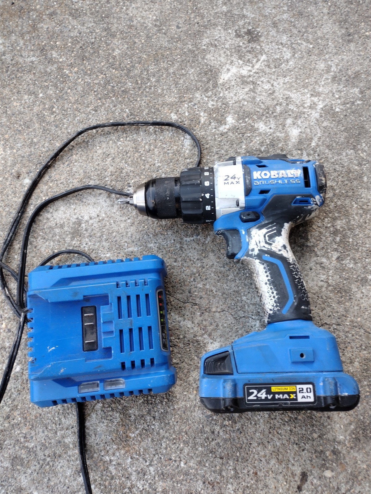 Kobalt Drill Driver M/KDD 524B-03 Batt 24V & Charger